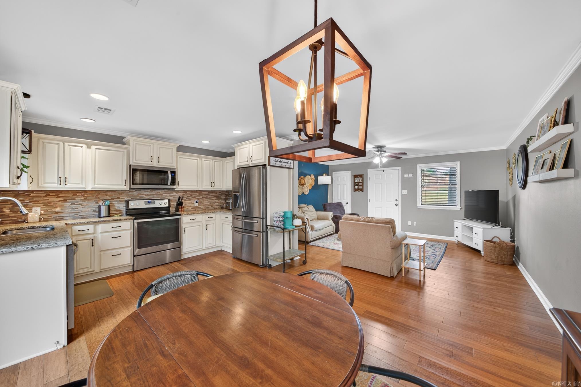 PACTON LAKE ESTATES - Residential