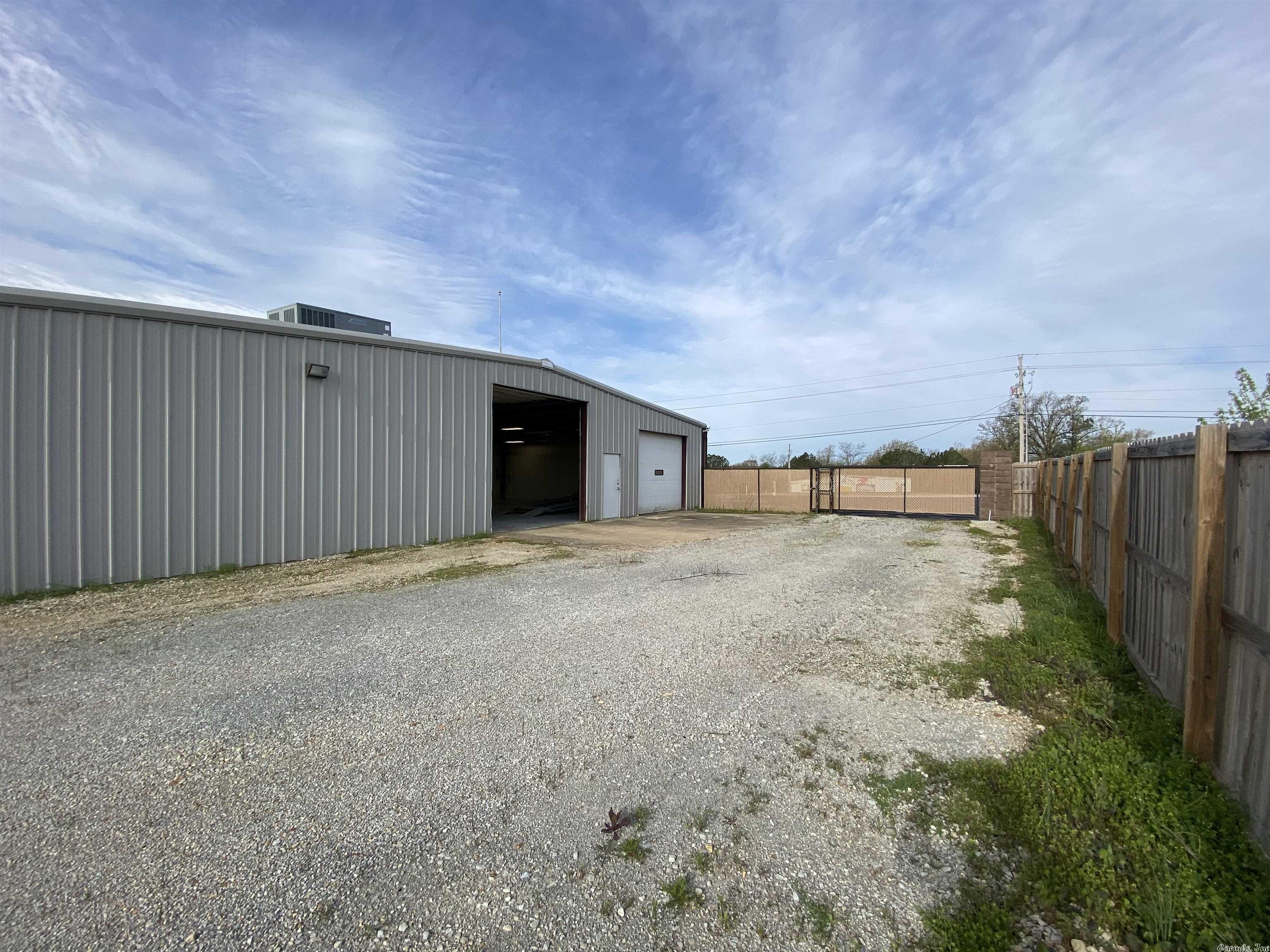 Metes & Bounds - Commercial Sale