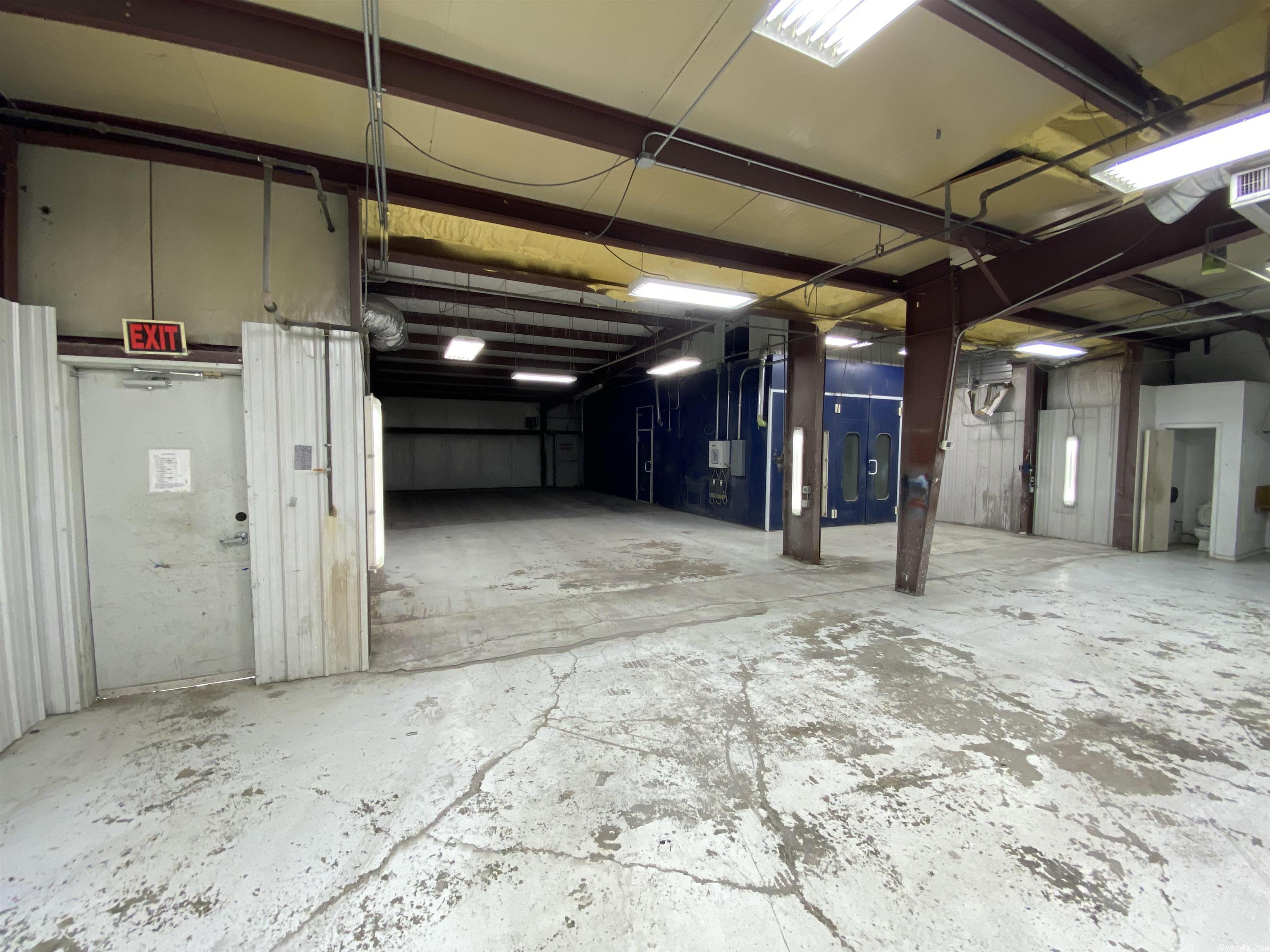 Metes & Bounds - Commercial Sale