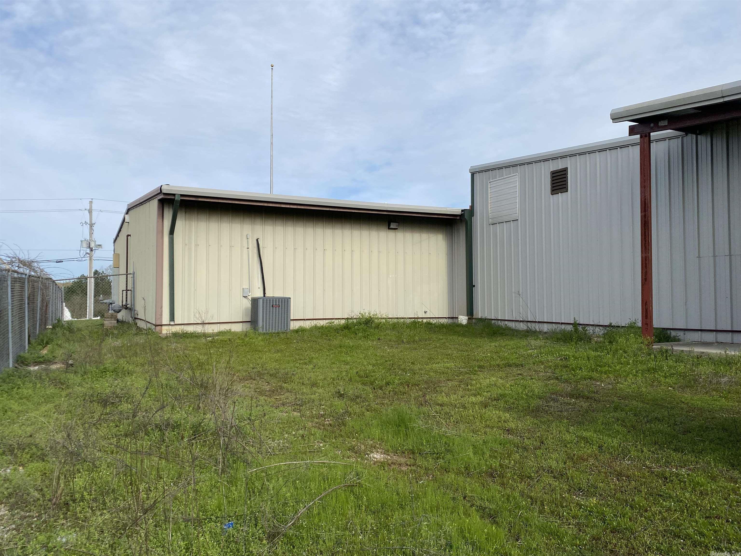 Metes & Bounds - Commercial Sale