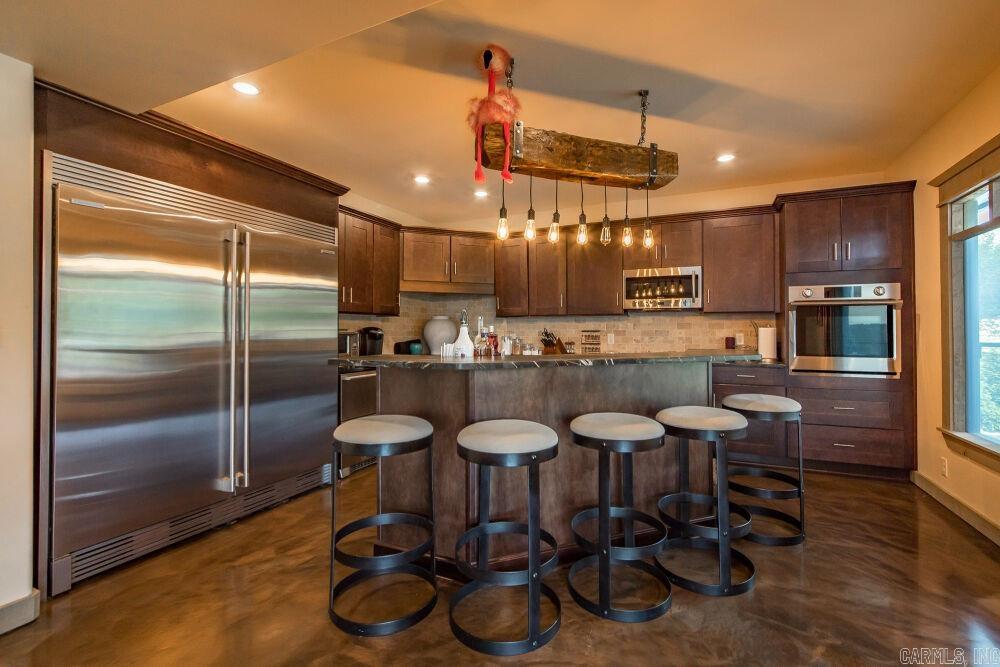 NARROWS INN AT GREERS FERRY HPR - Residential