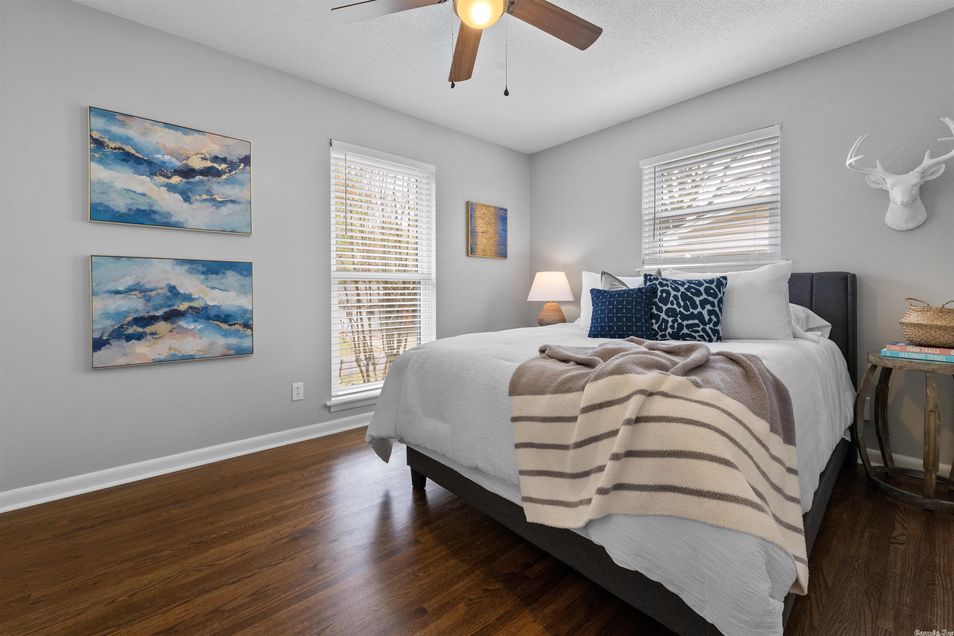 INDIAN HILLS - Residential