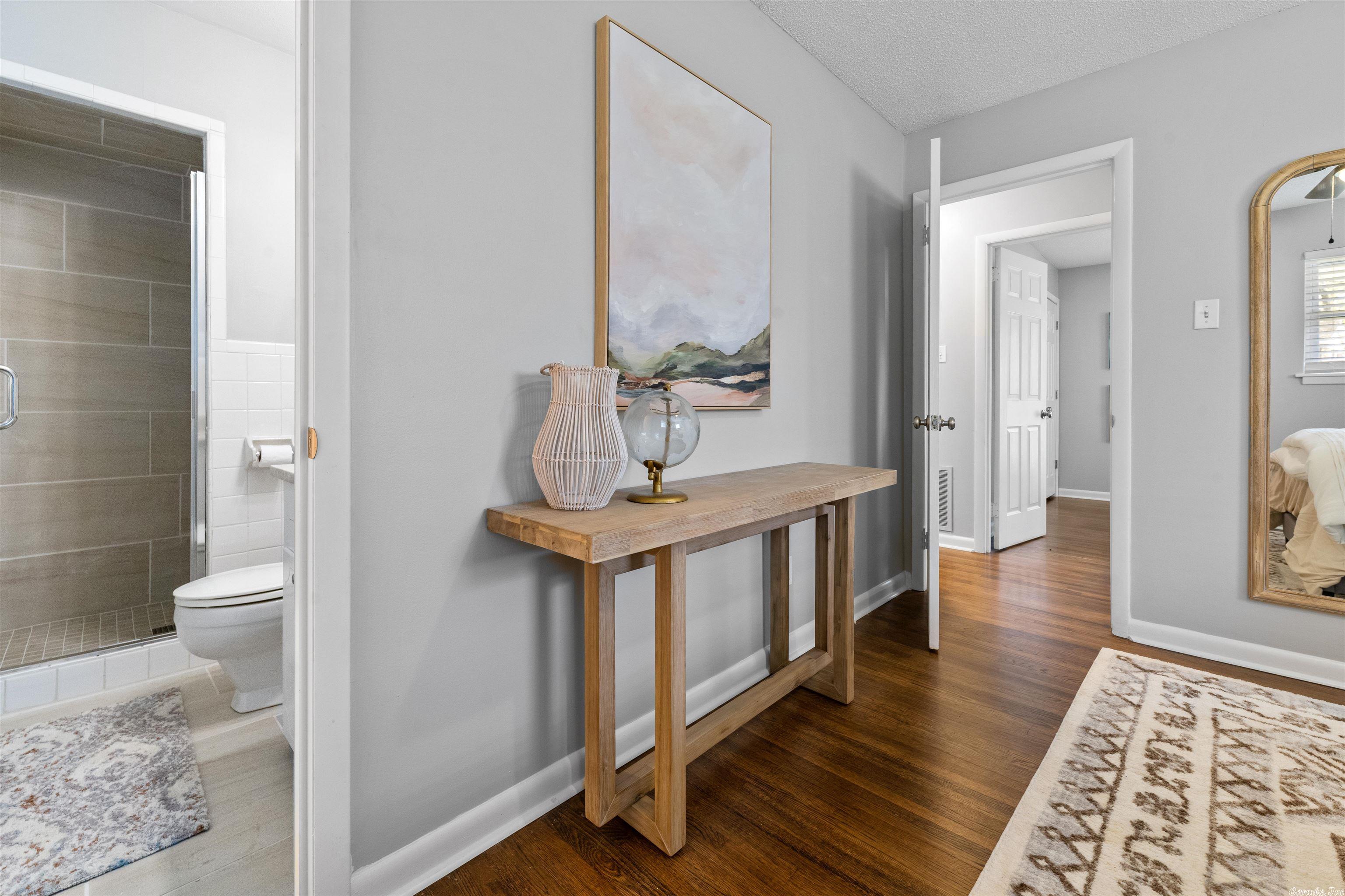 INDIAN HILLS - Residential