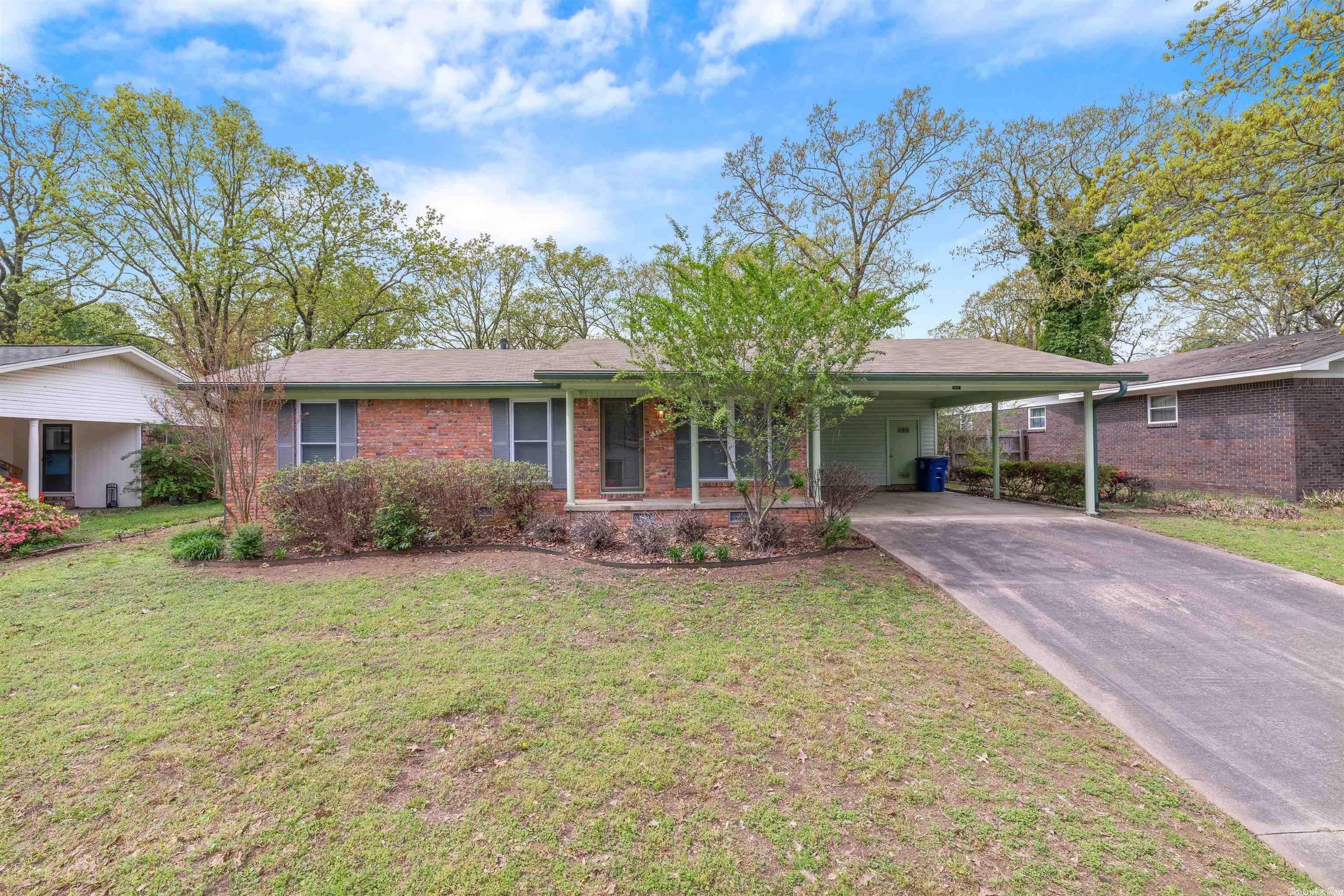 INDIAN HILLS - Residential