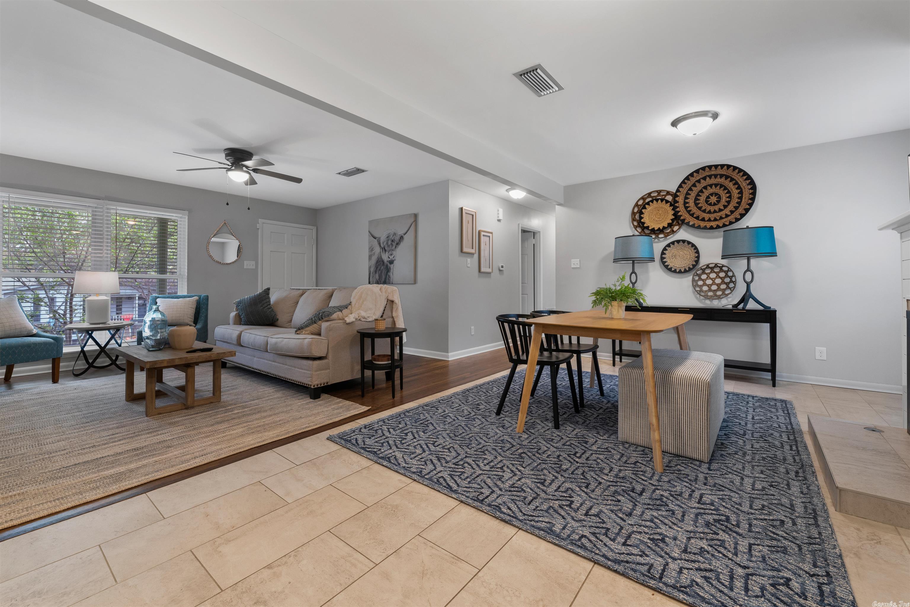 INDIAN HILLS - Residential