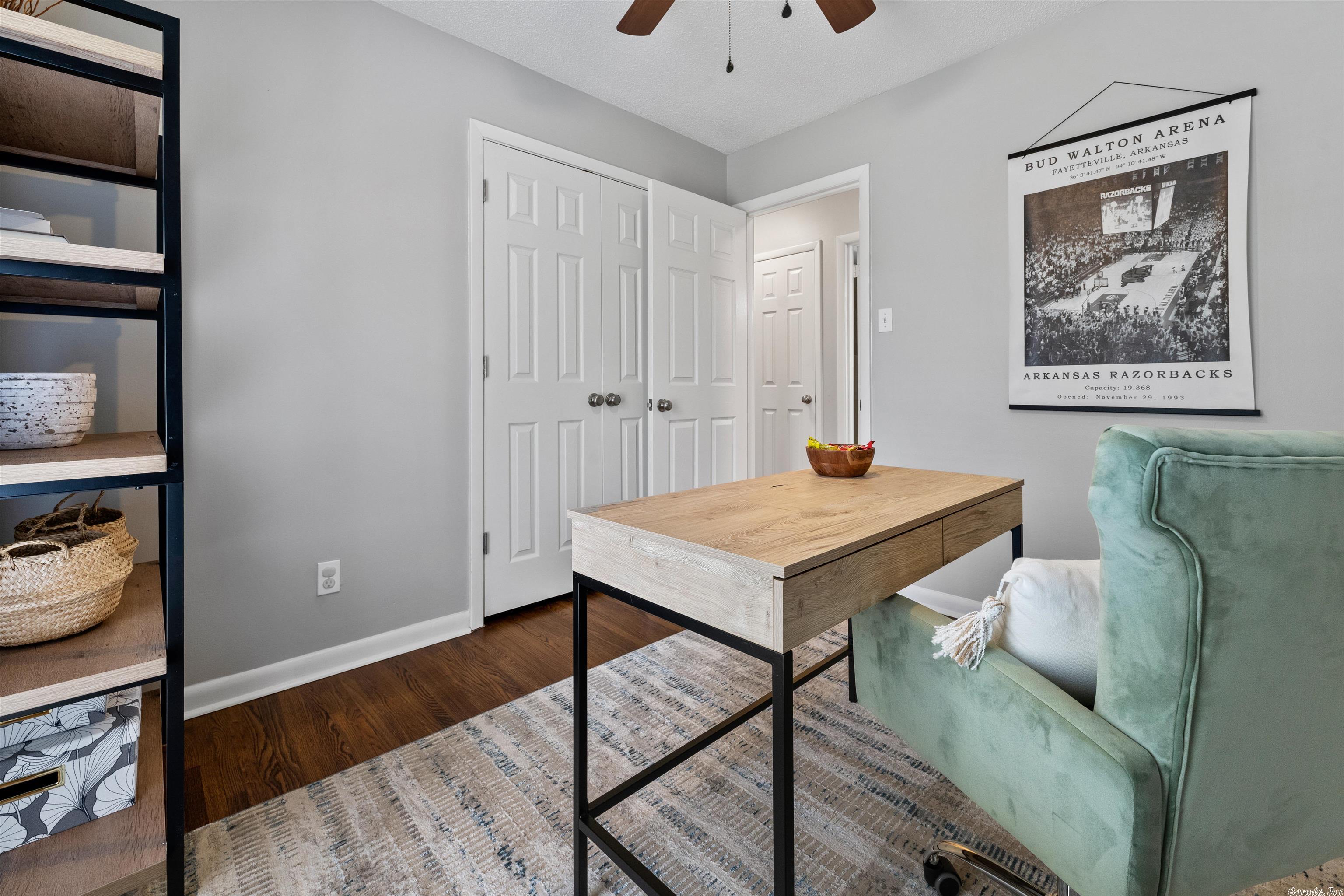 INDIAN HILLS - Residential