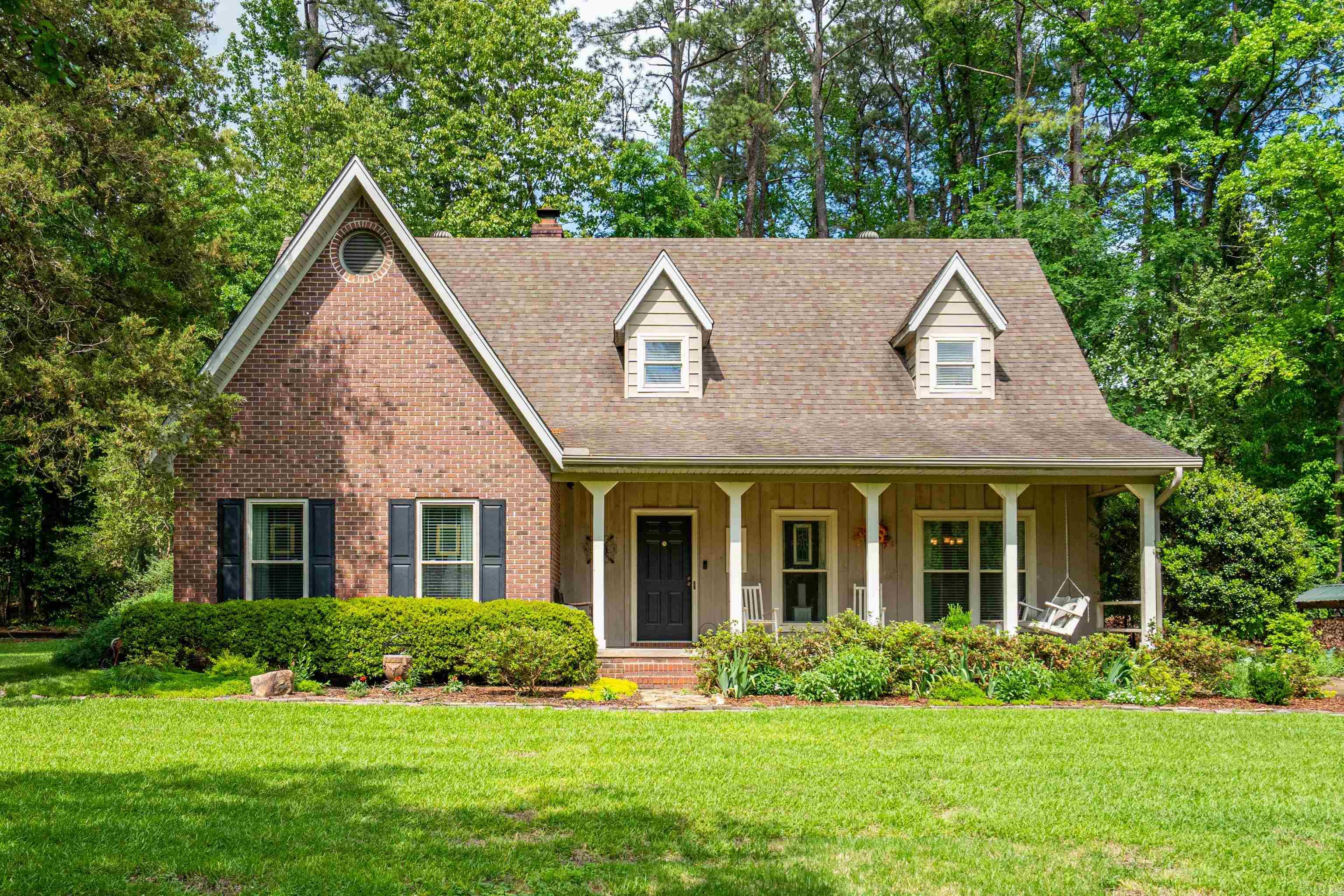 WOODRIDGE ESTATES ADDN - Residential