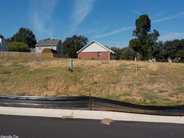 South Oaks - Land