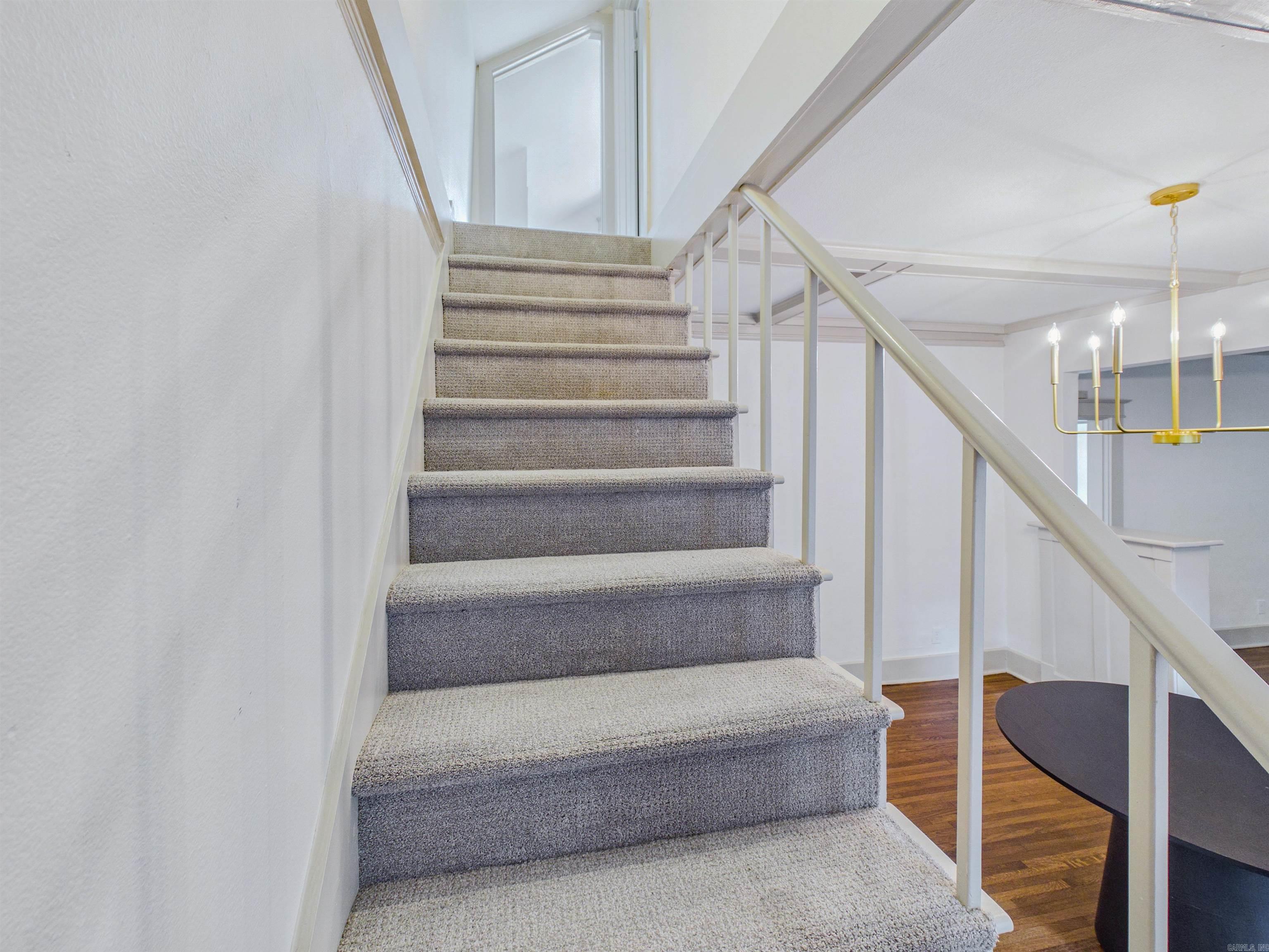 HILLCREST - Residential