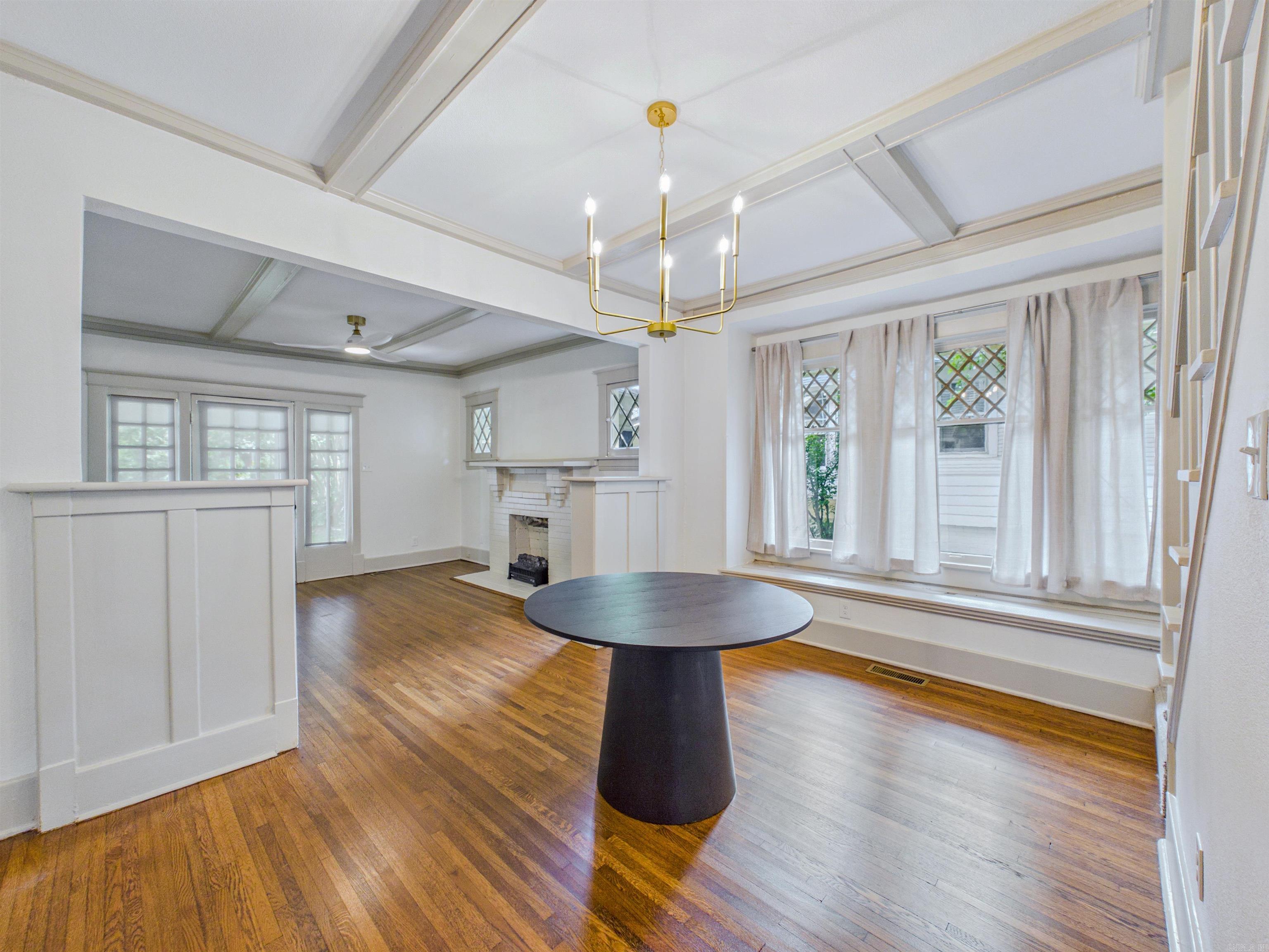 HILLCREST - Residential