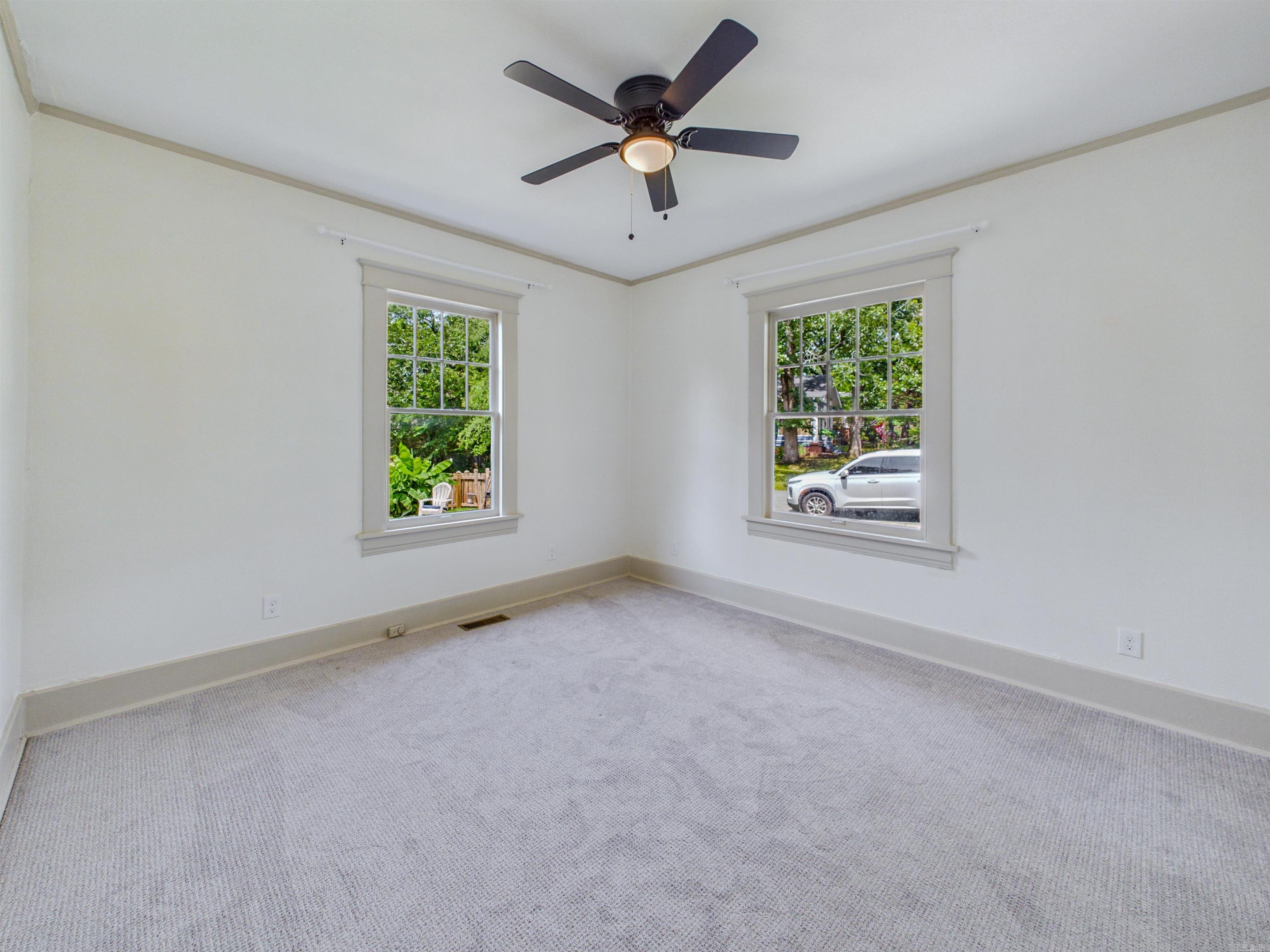 HILLCREST - Residential