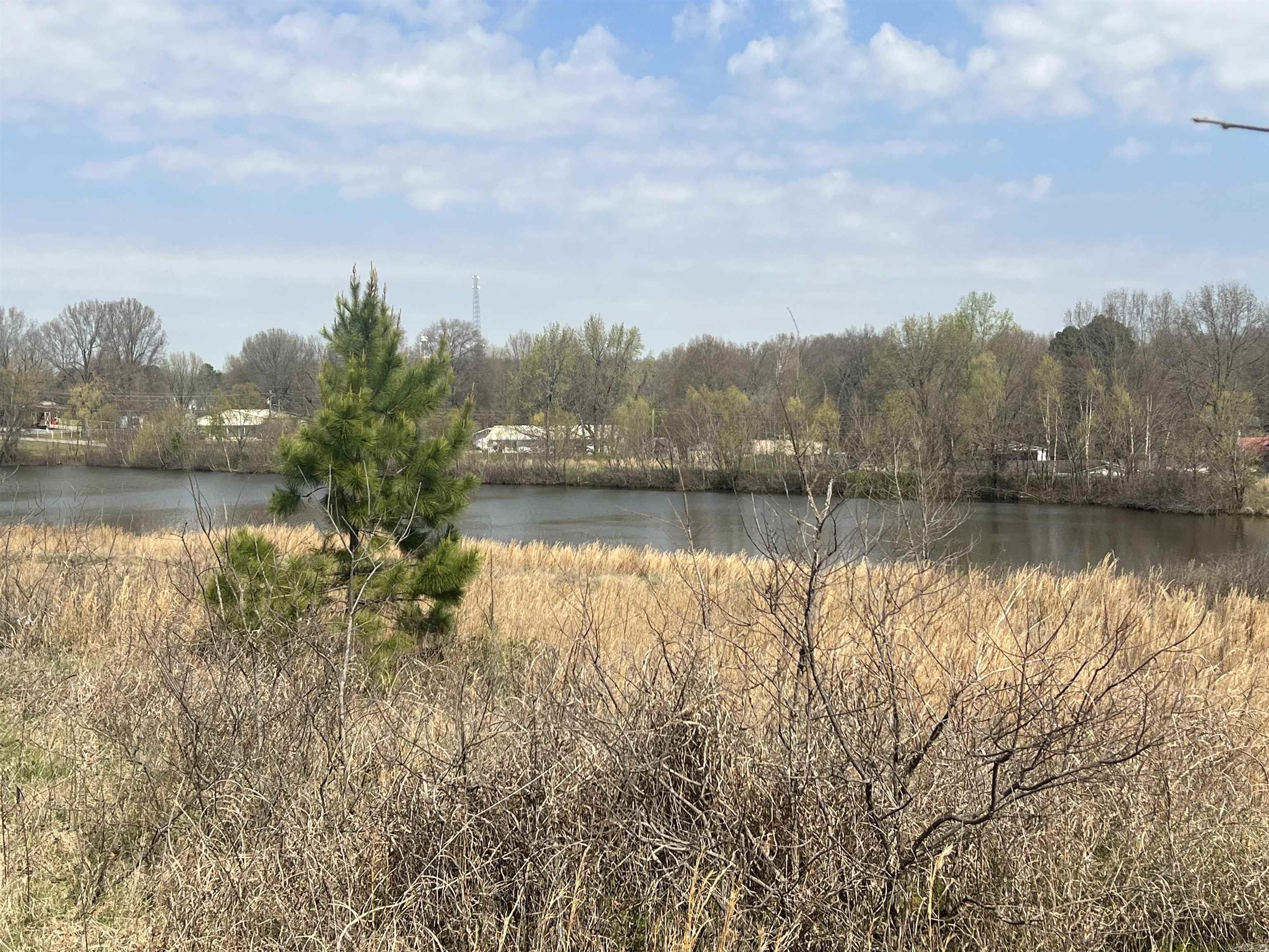 Lakewood - Land