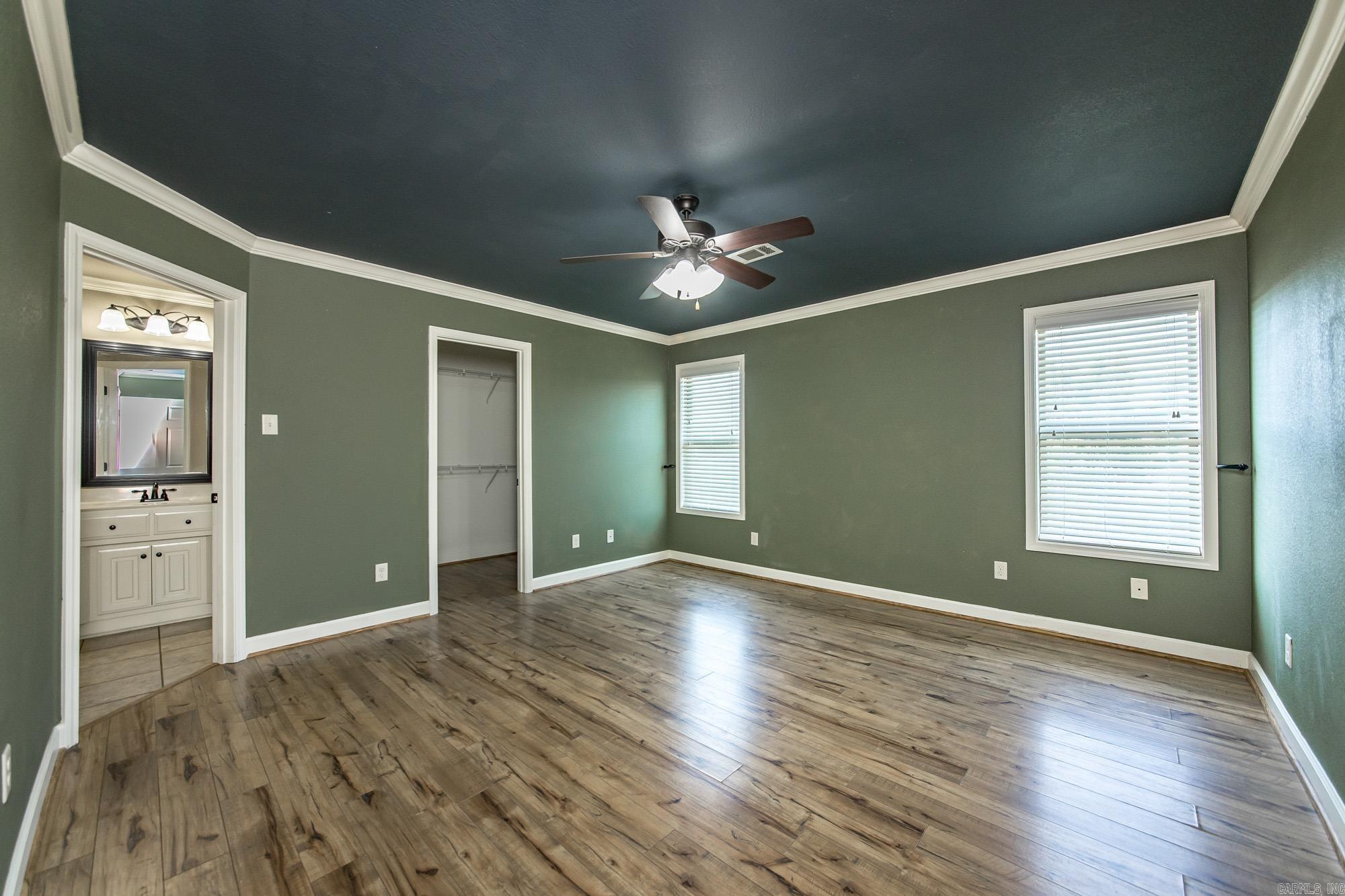 CROSS CREEK - Residential