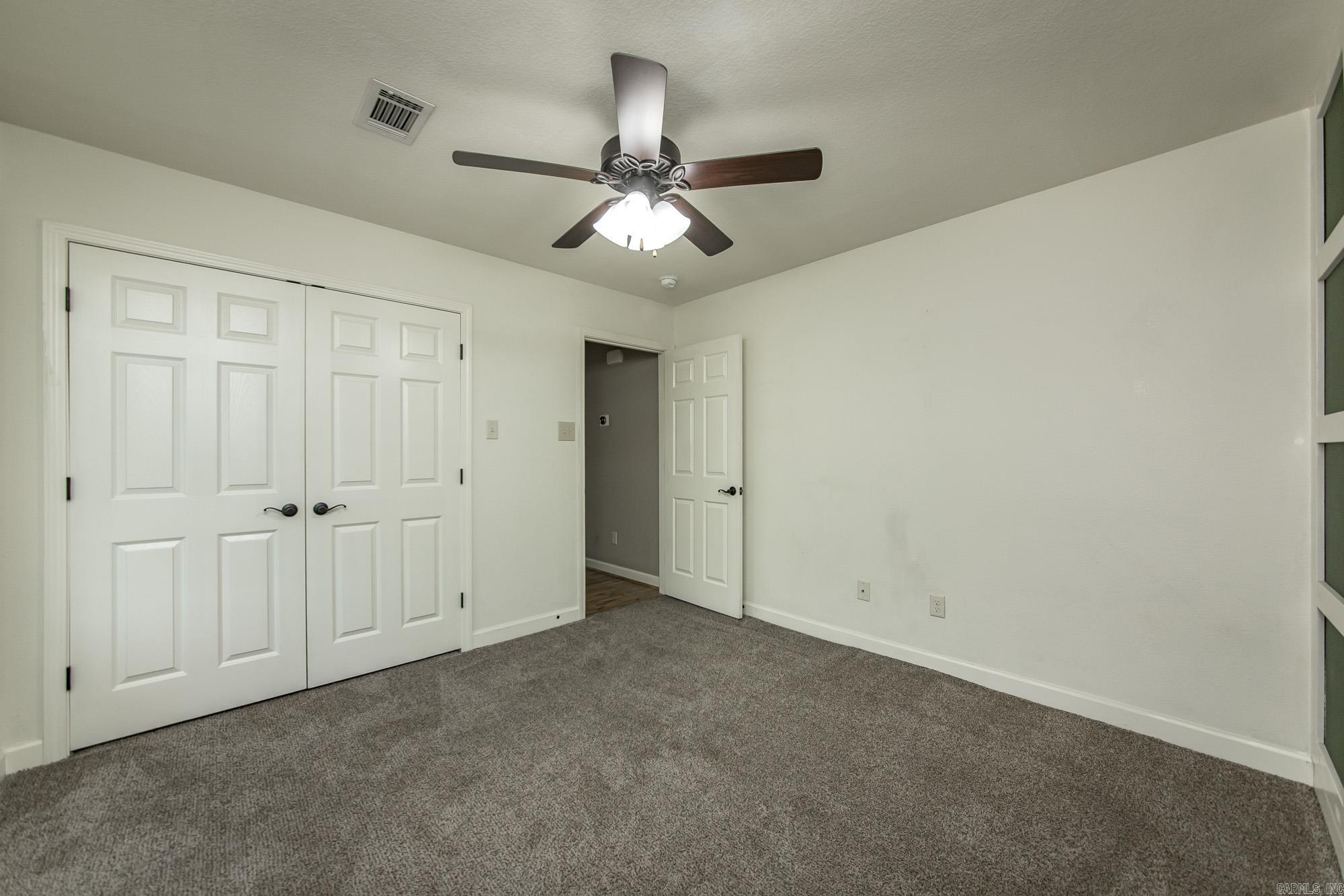 CROSS CREEK - Residential