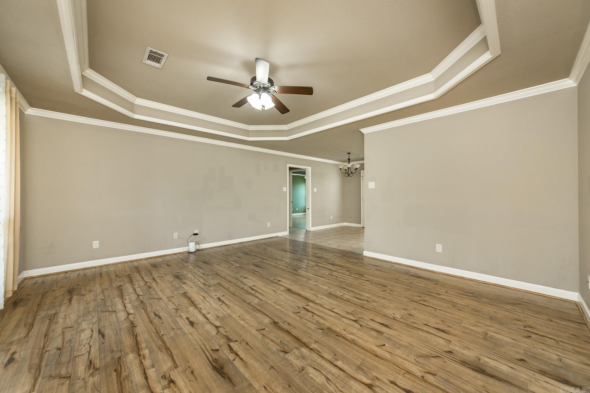 CROSS CREEK - Residential