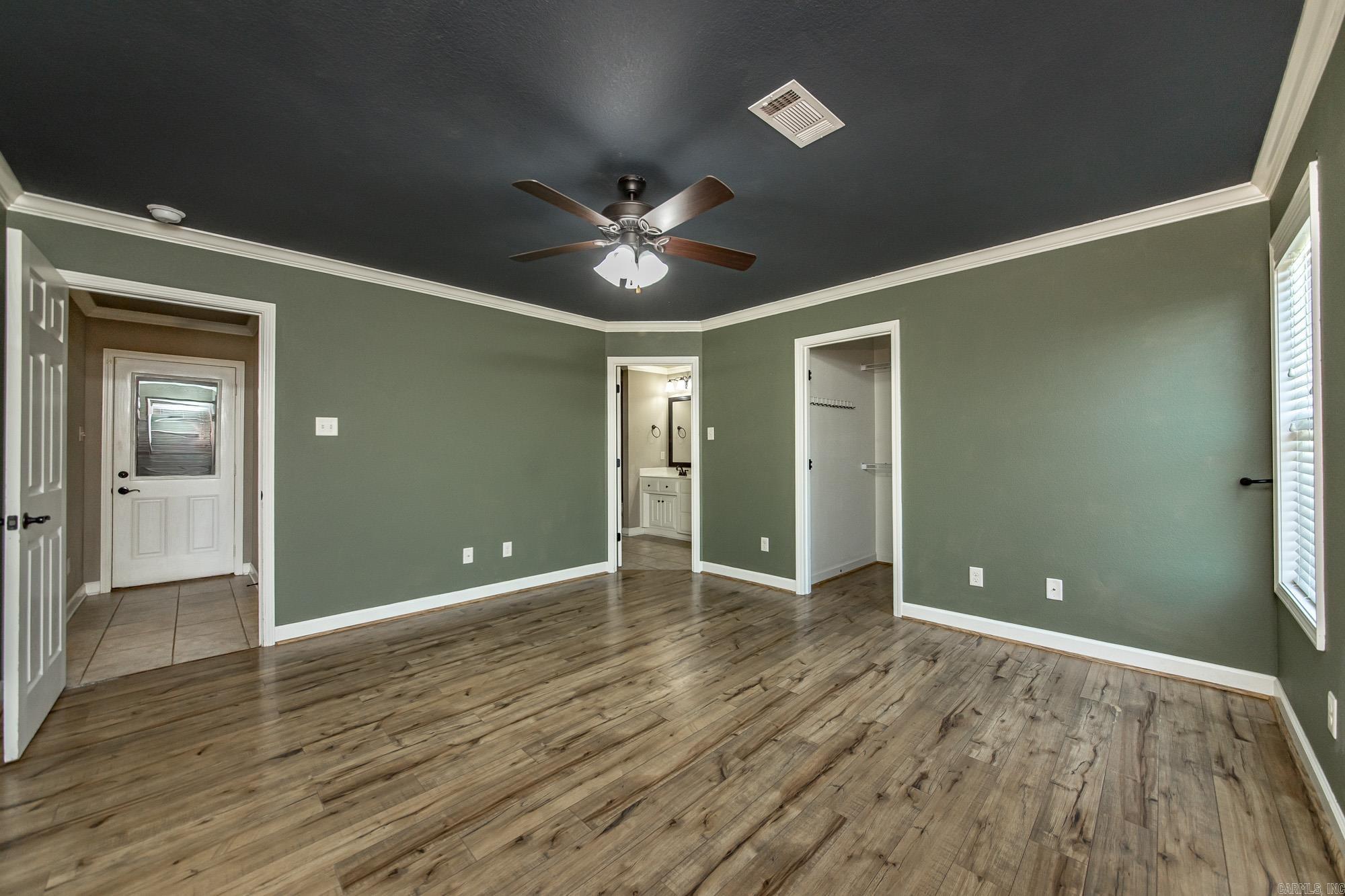 CROSS CREEK - Residential