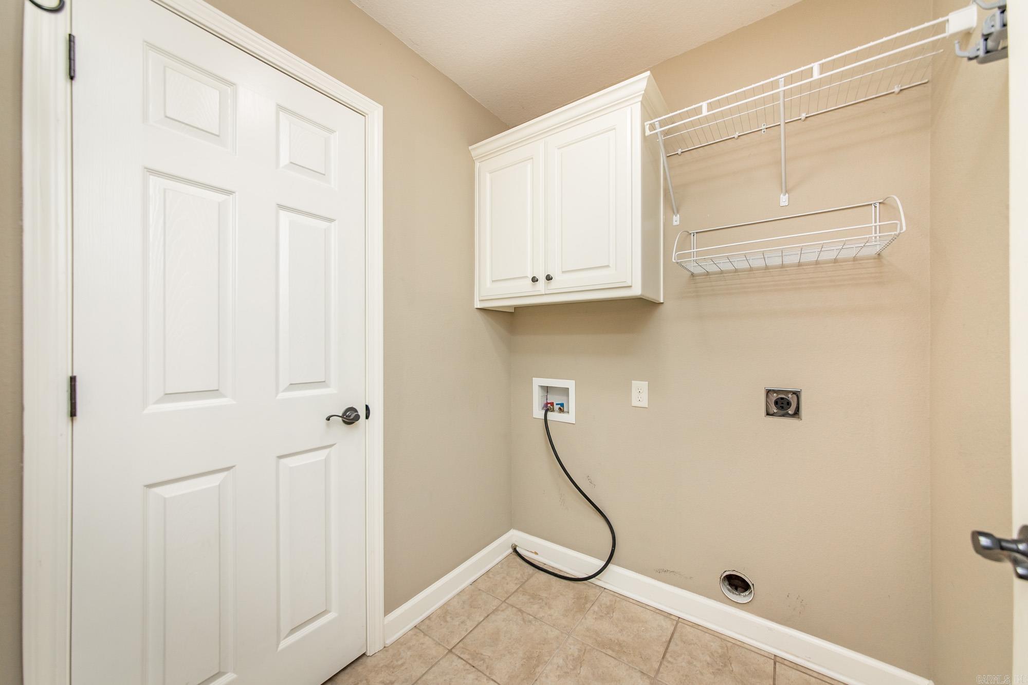CROSS CREEK - Residential
