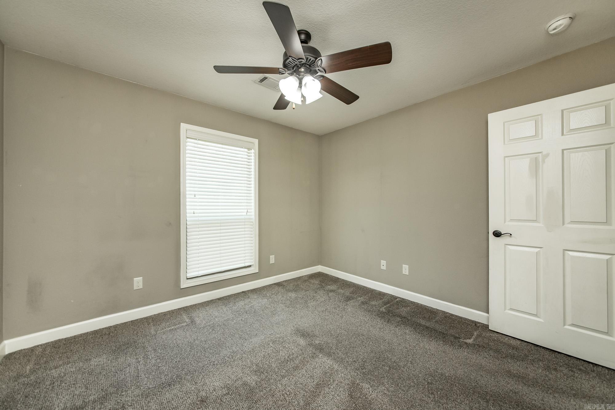 CROSS CREEK - Residential
