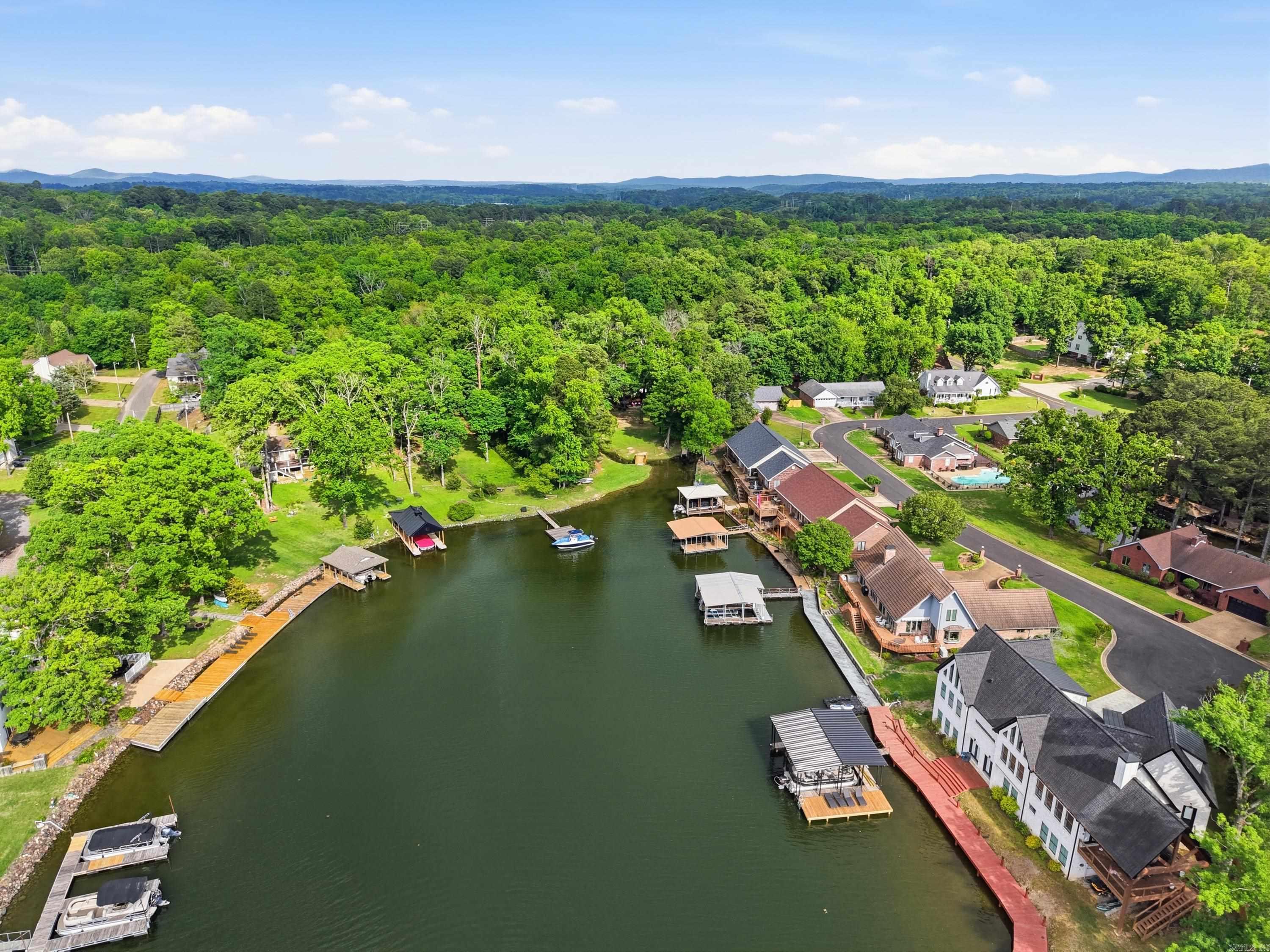BAYSHORE ACRES - Residential