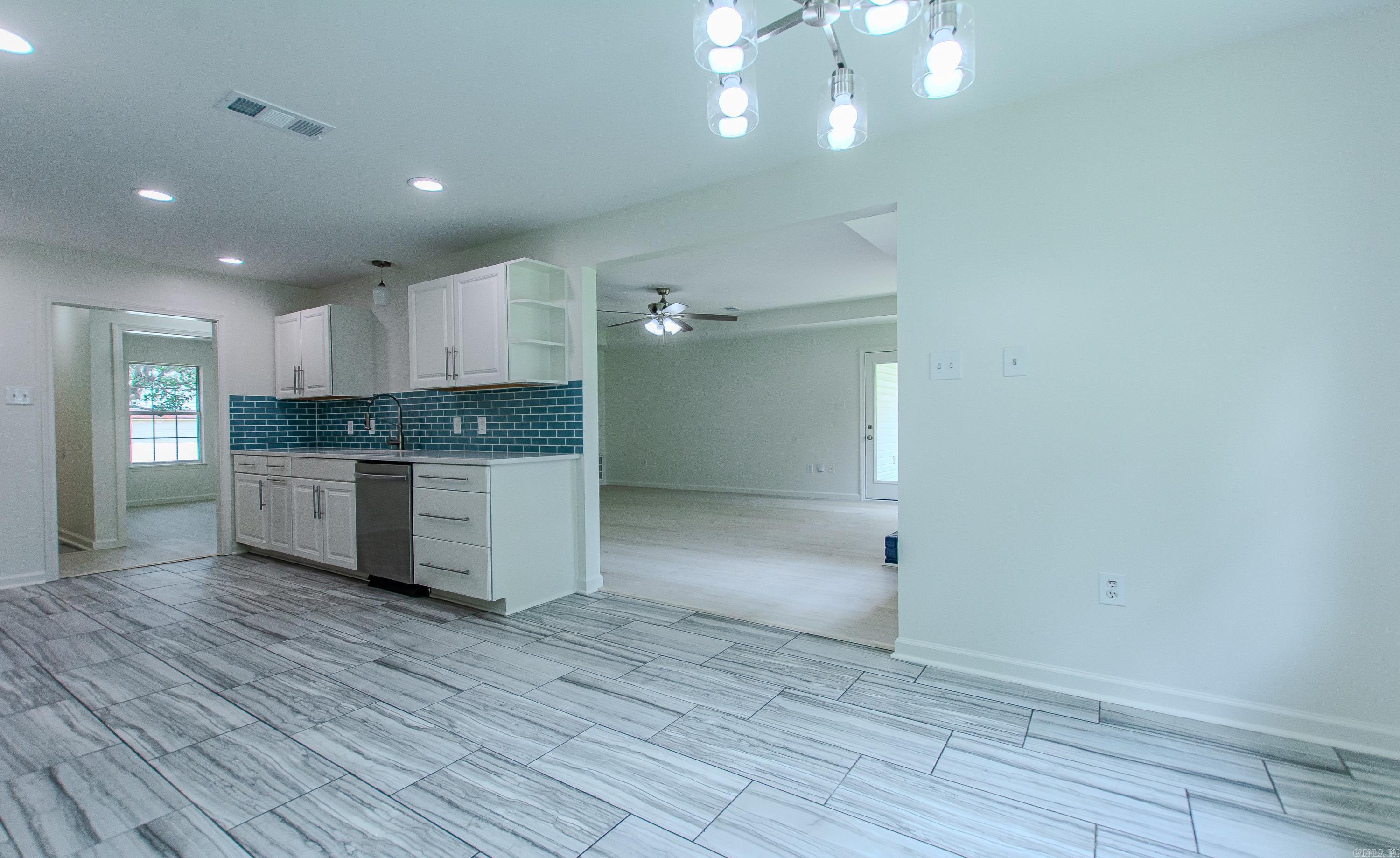SPRING CREEK VILLAGE - Residential