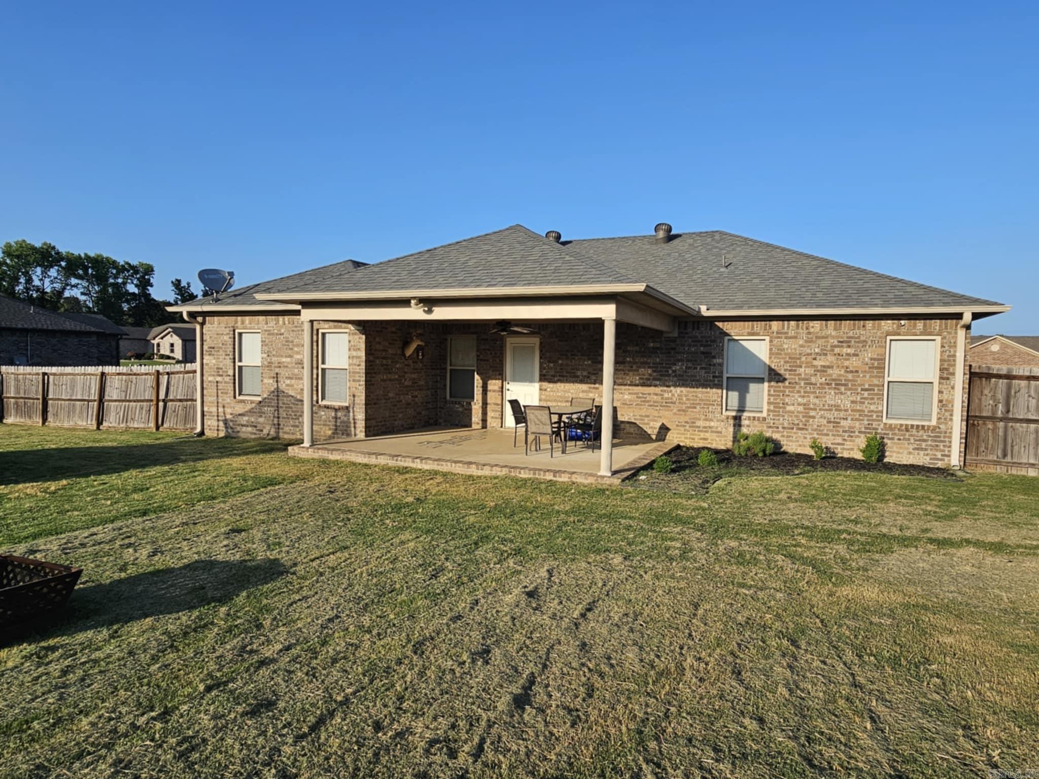 HUNTINGTON PLACE - Residential