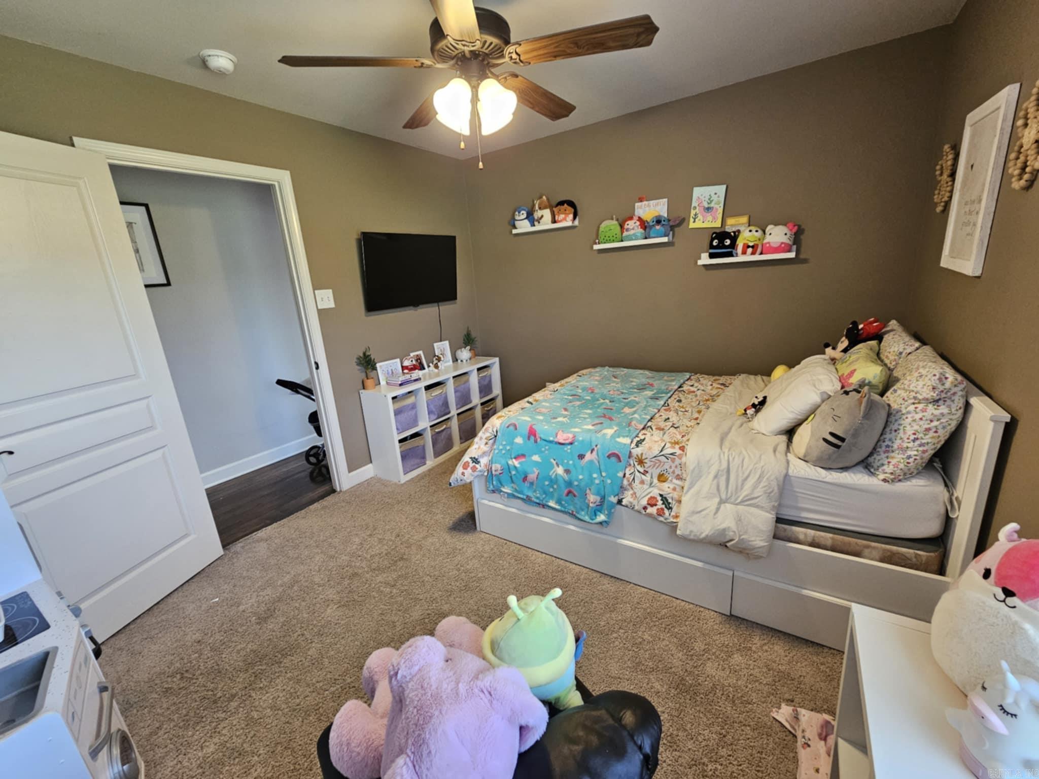 HUNTINGTON PLACE - Residential
