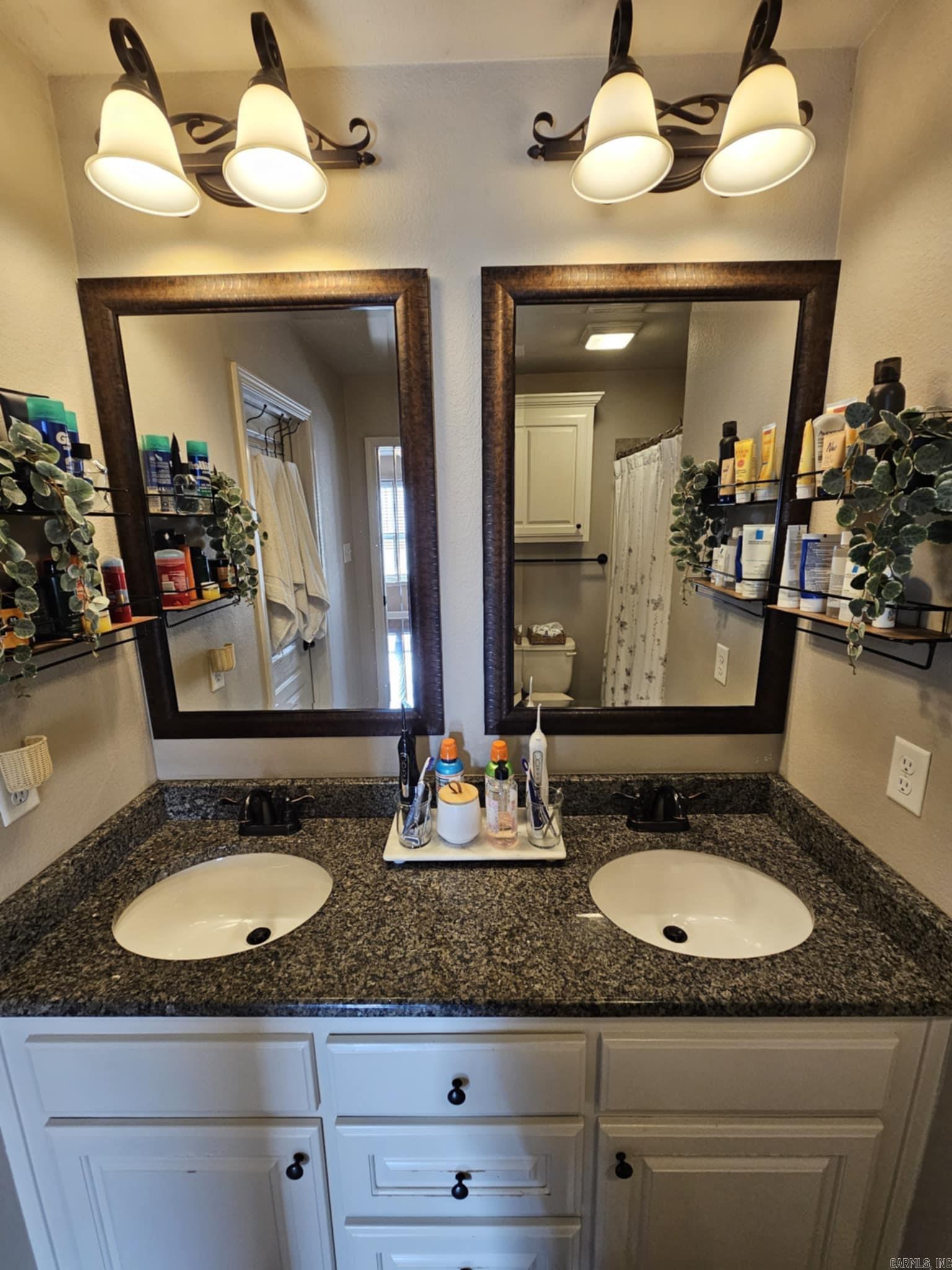 HUNTINGTON PLACE - Residential