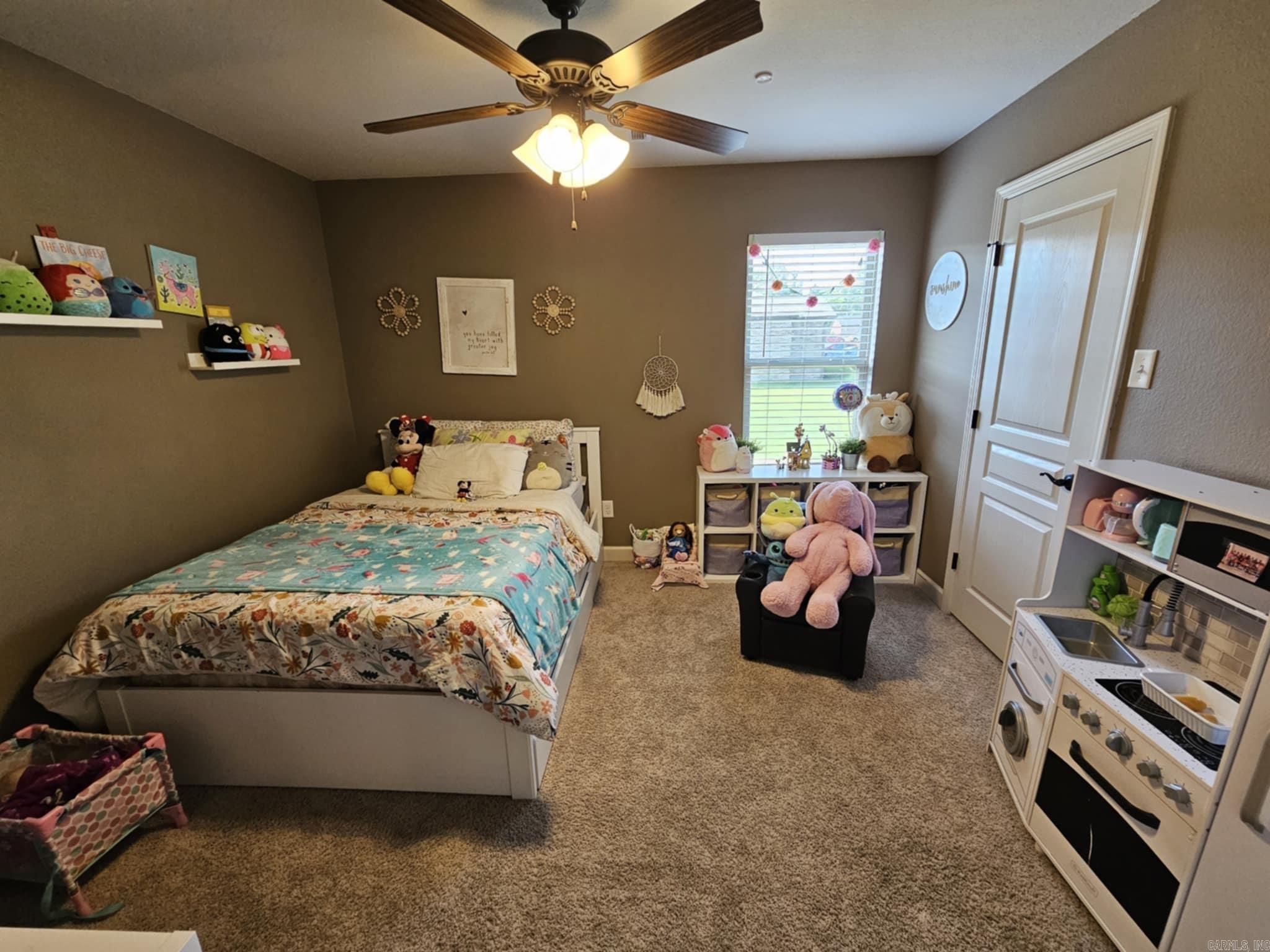 HUNTINGTON PLACE - Residential
