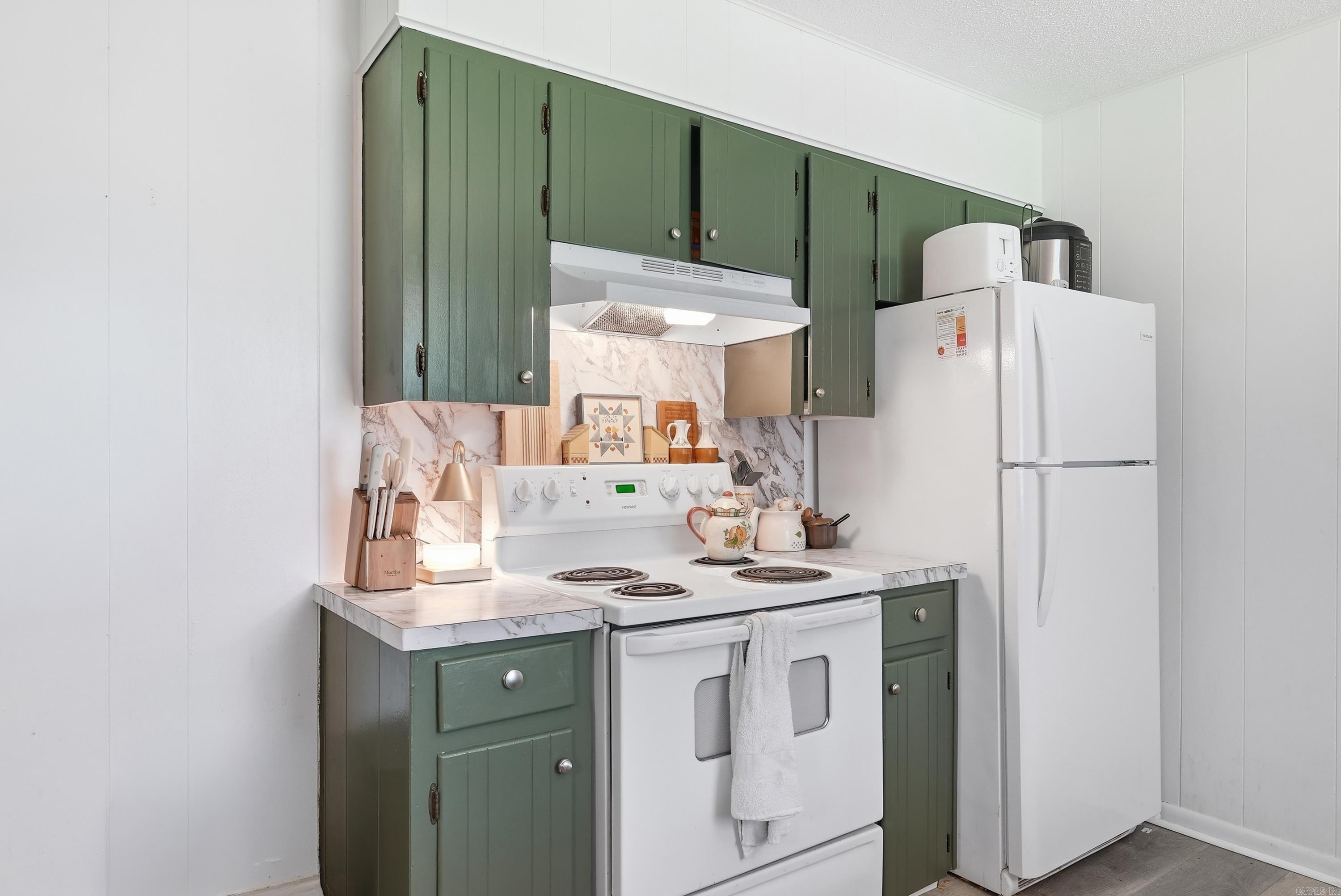 BROWNS - Residential