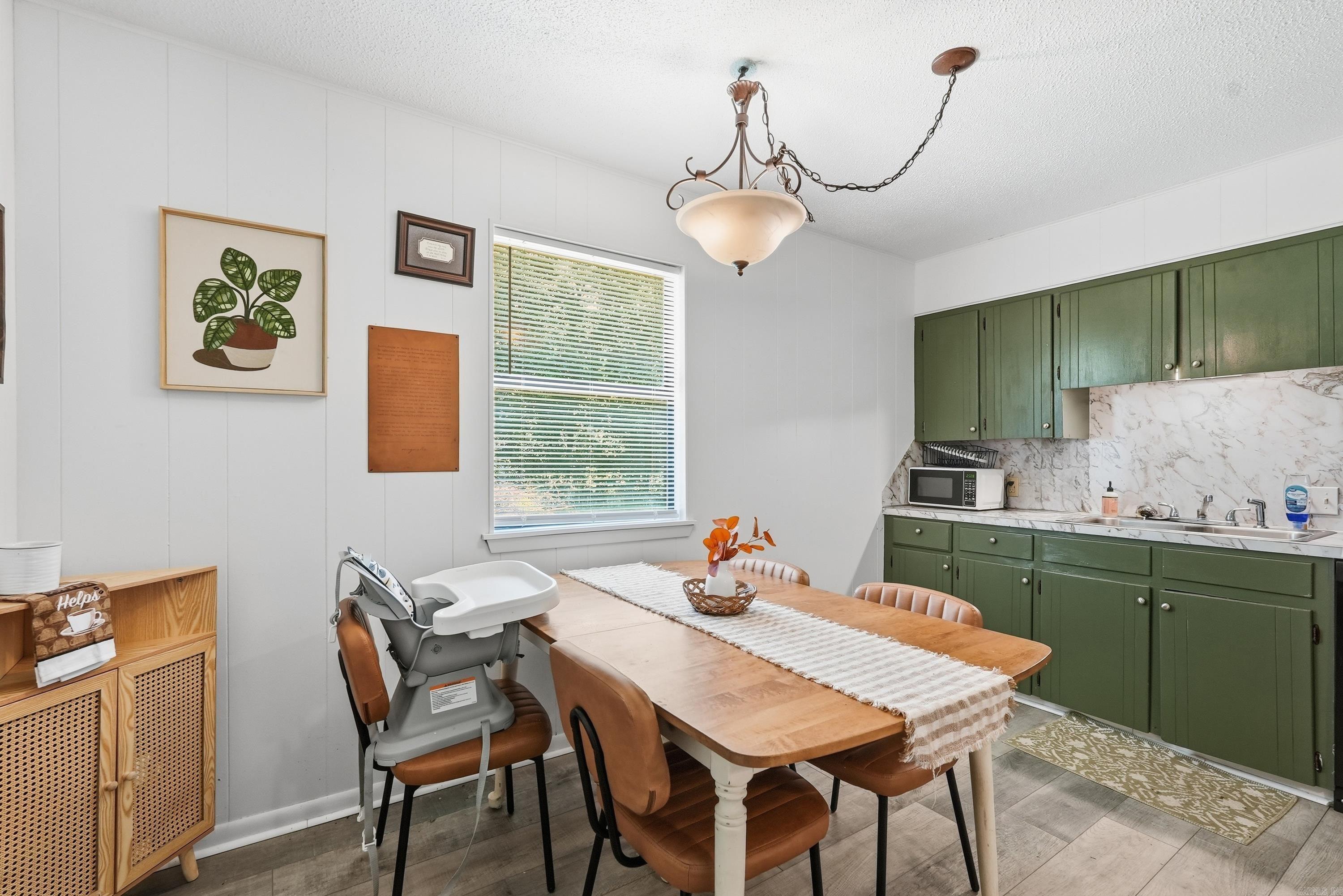 BROWNS - Residential