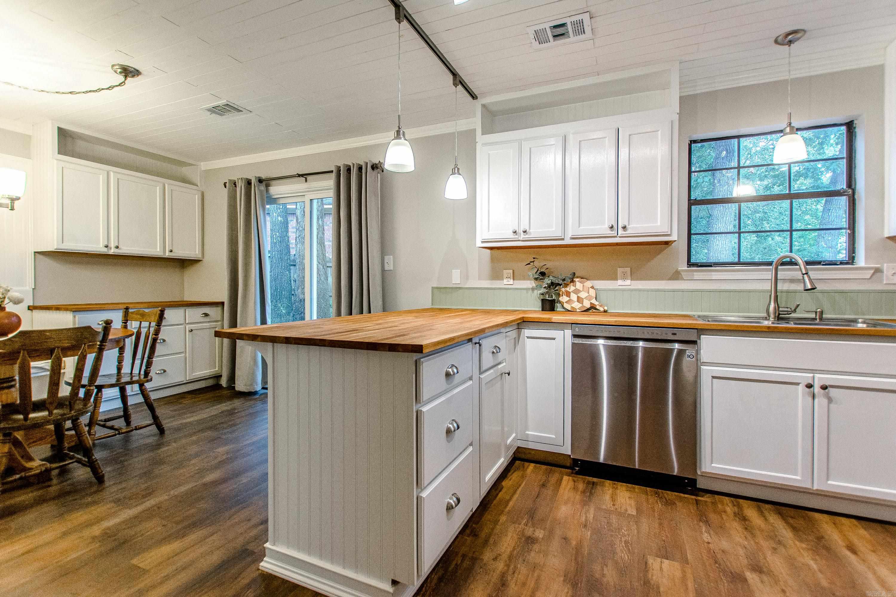 HIGH TIMBERS ADDN - Residential