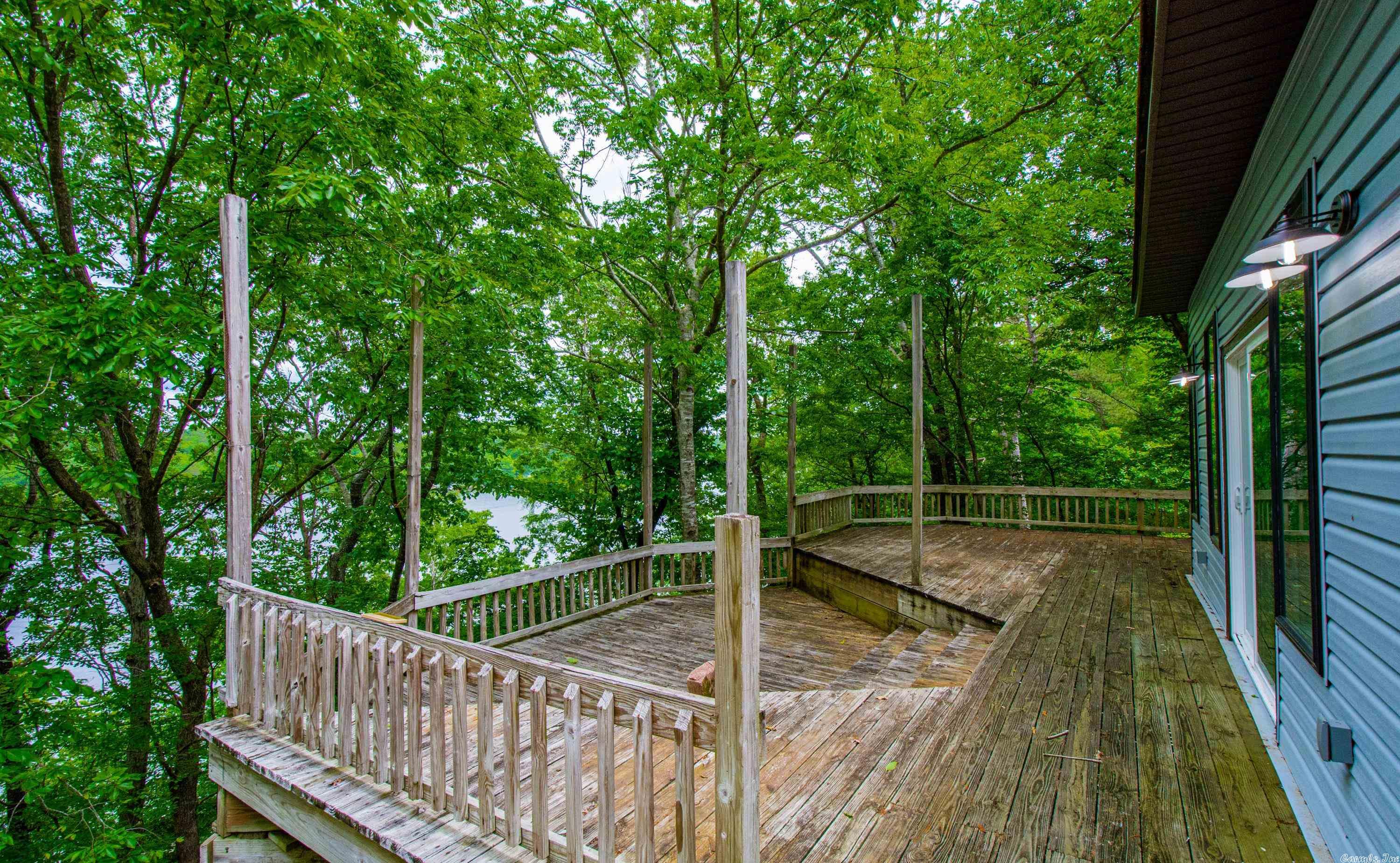 BRUSHY LAKE - Residential