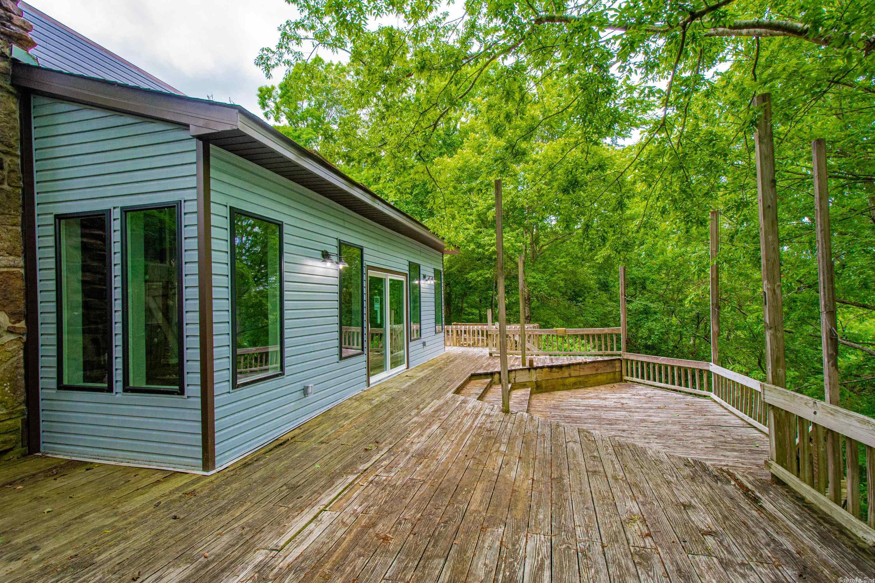 BRUSHY LAKE - Residential