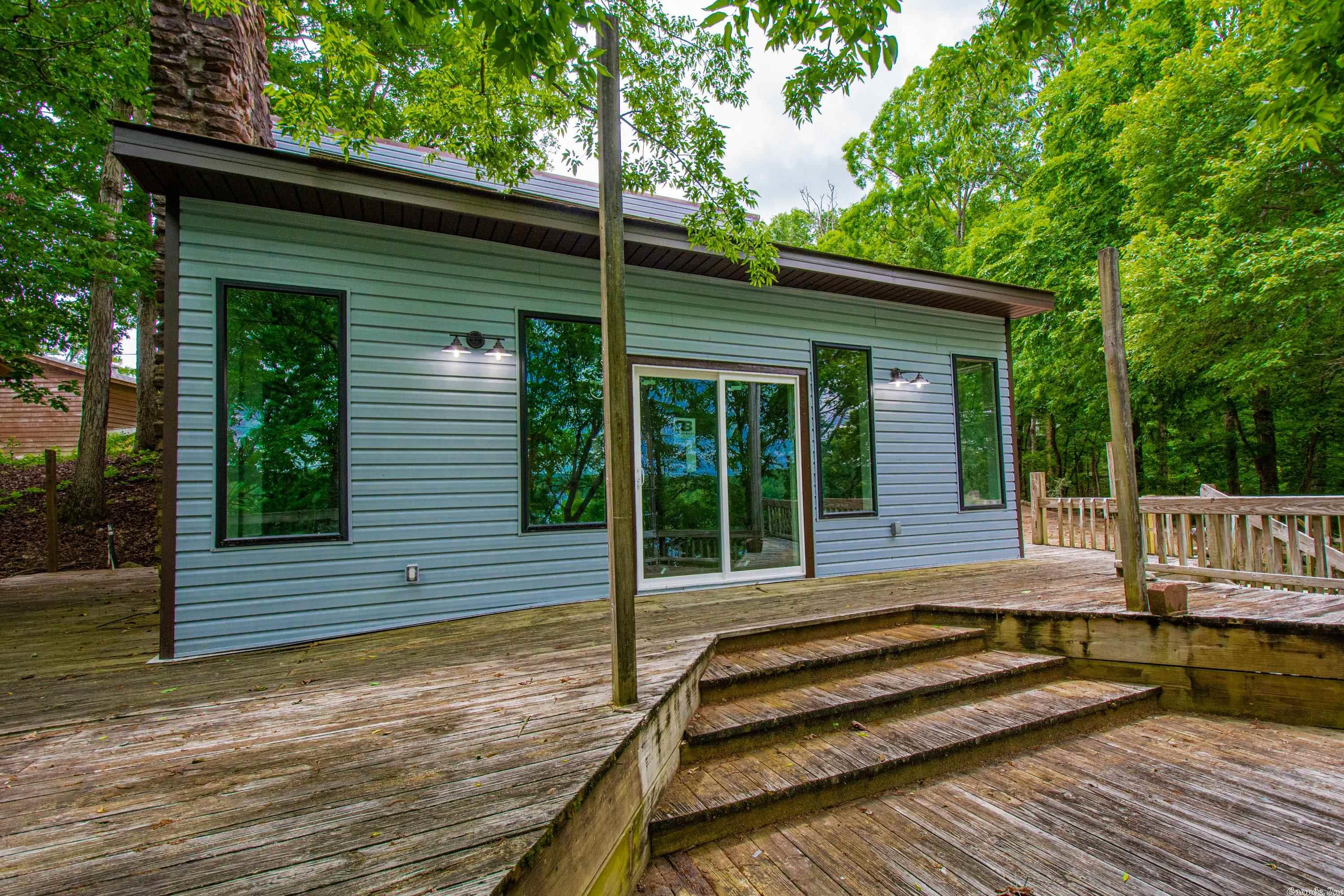 BRUSHY LAKE - Residential