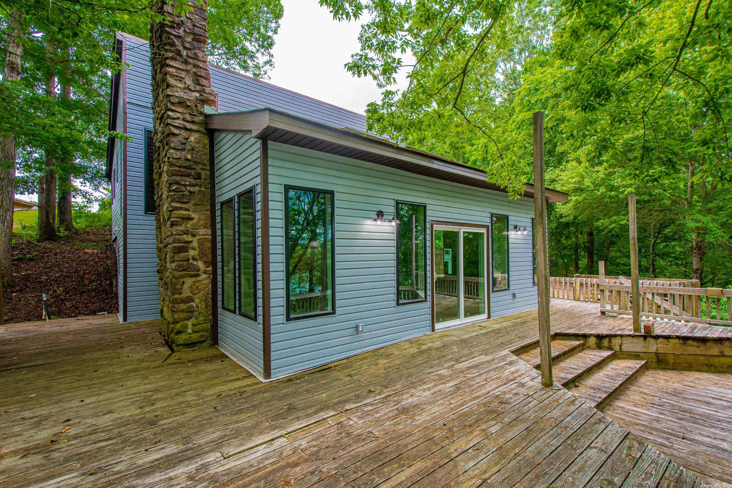 BRUSHY LAKE - Residential