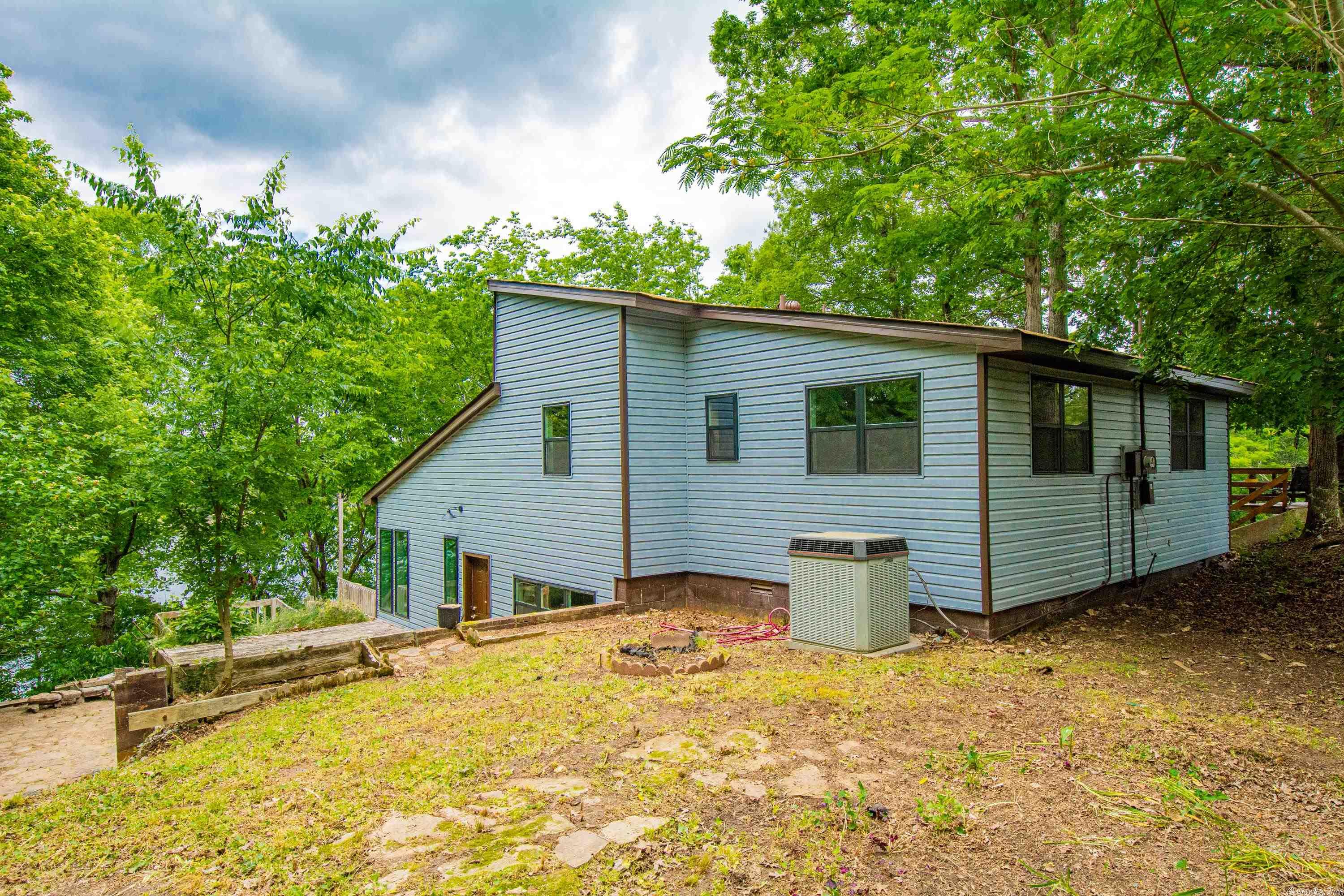 BRUSHY LAKE - Residential