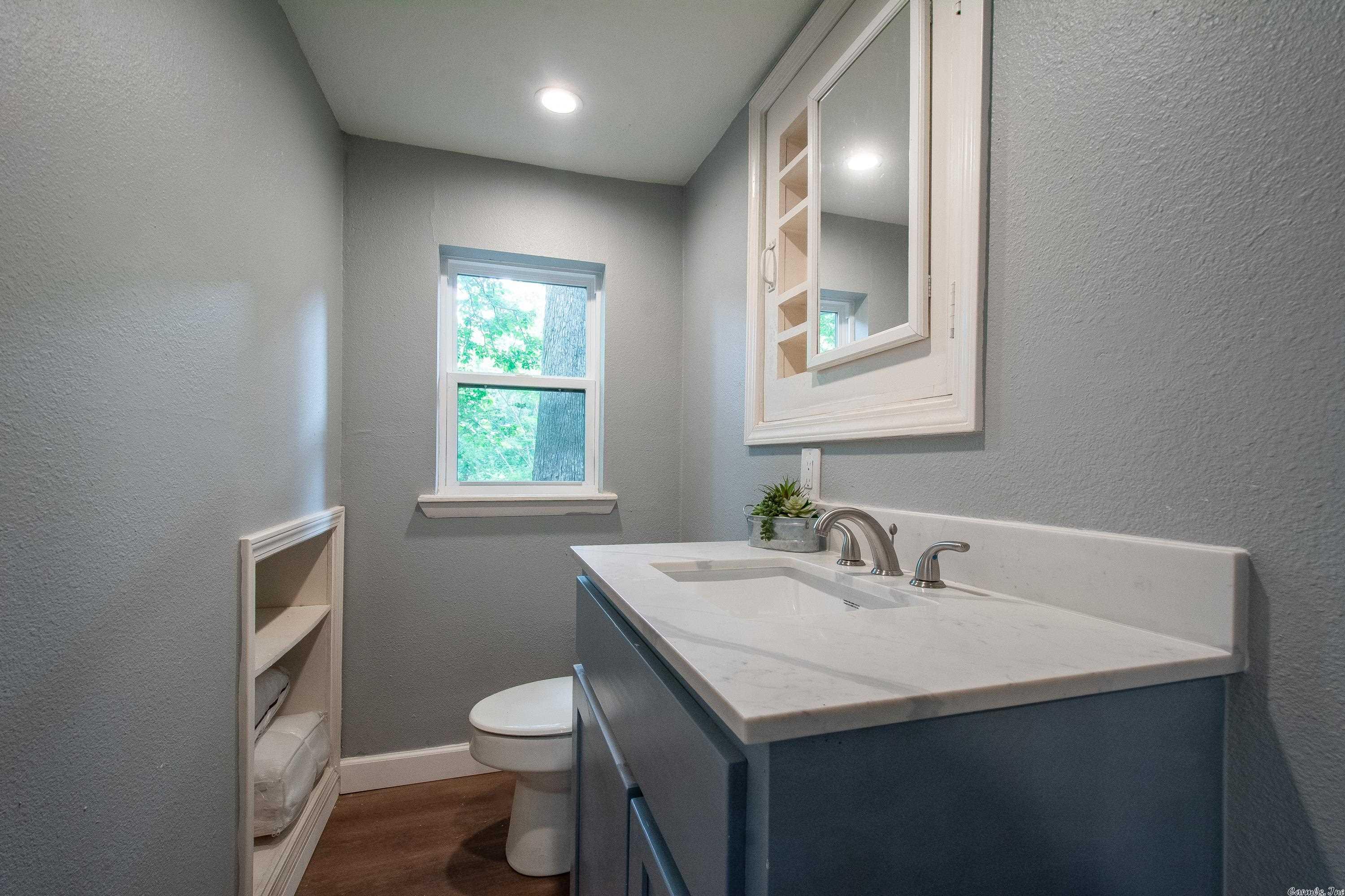 BRUSHY LAKE - Residential