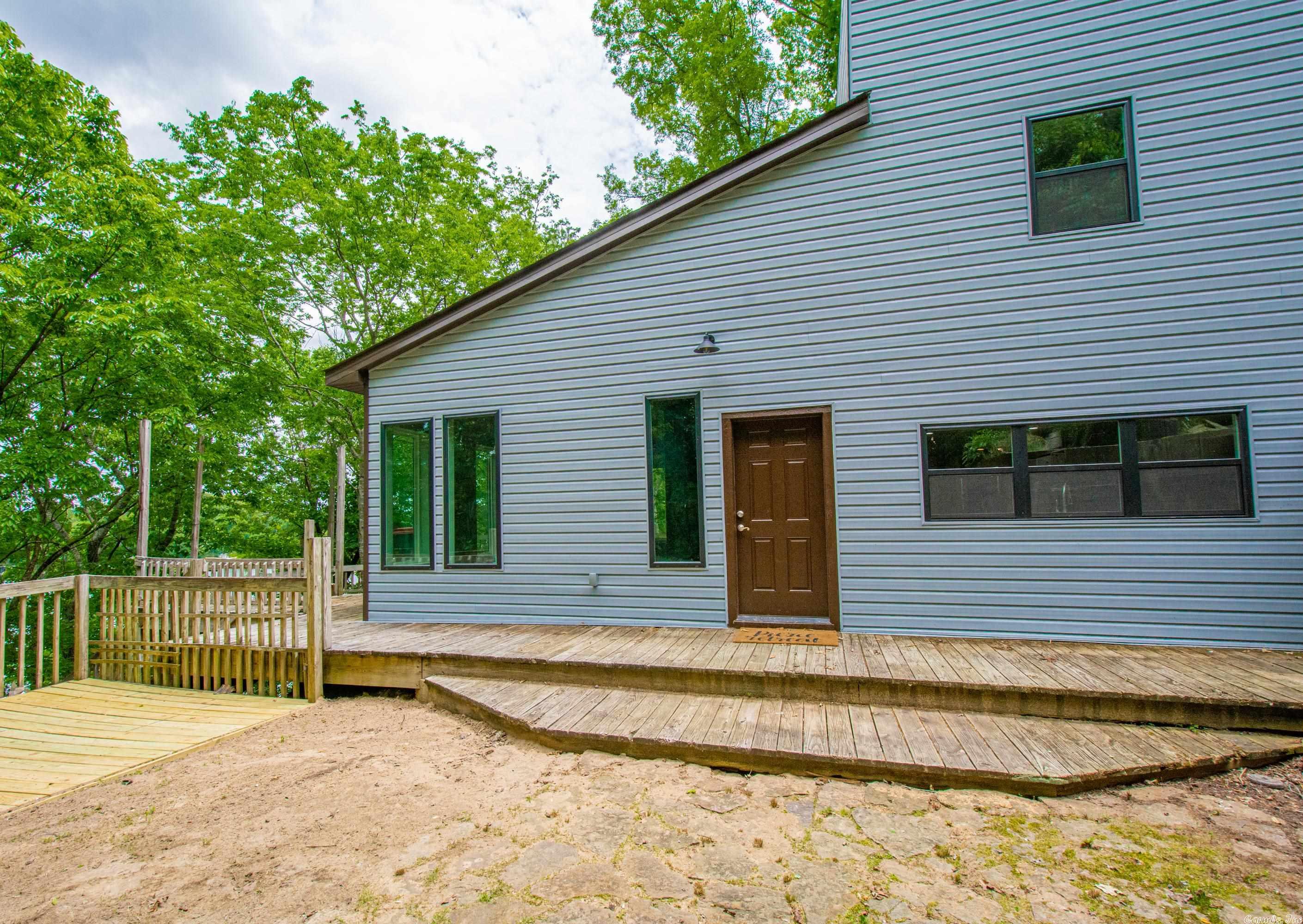 BRUSHY LAKE - Residential