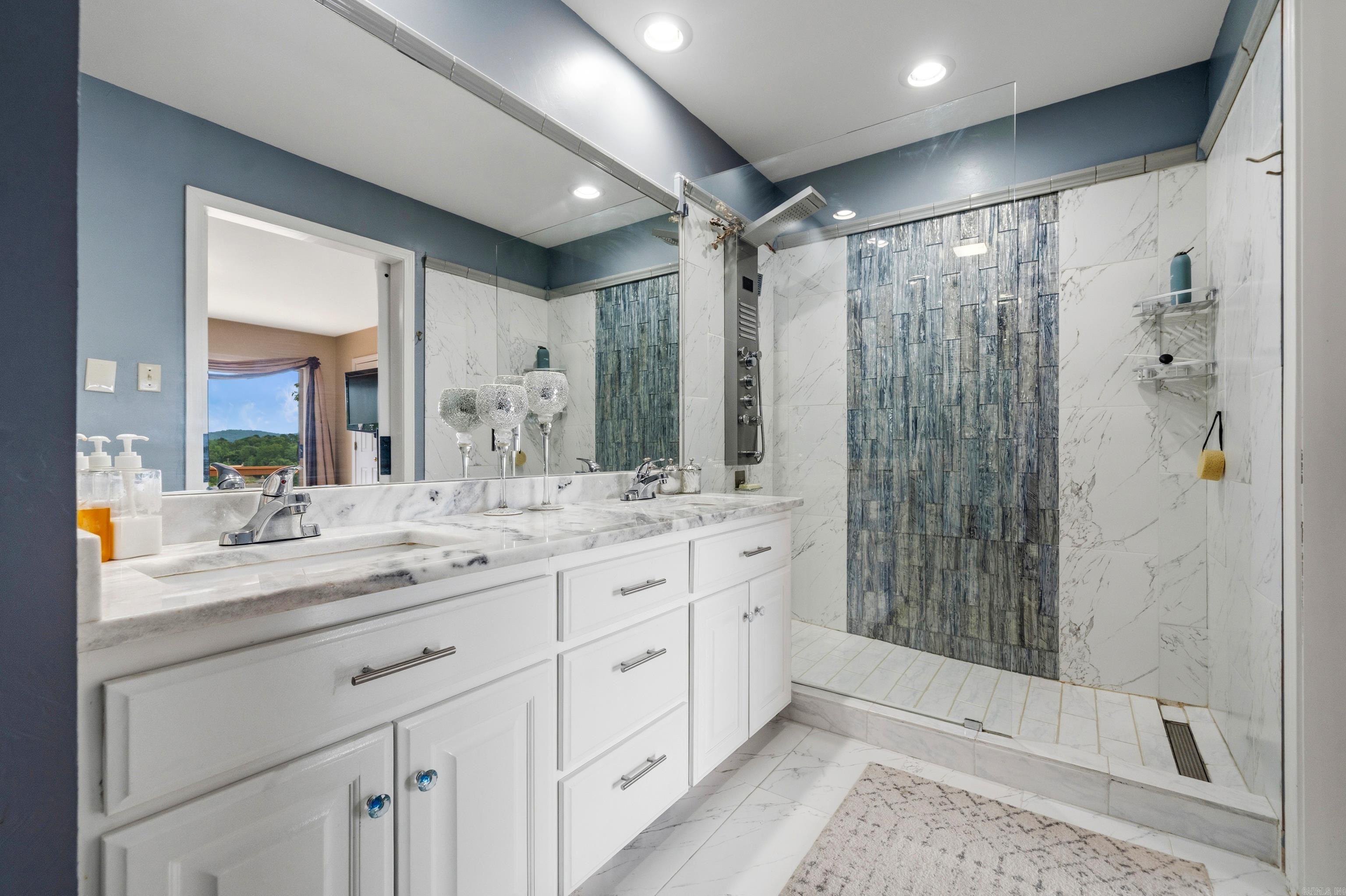 DIAMONDHEAD BLOCK C - Residential