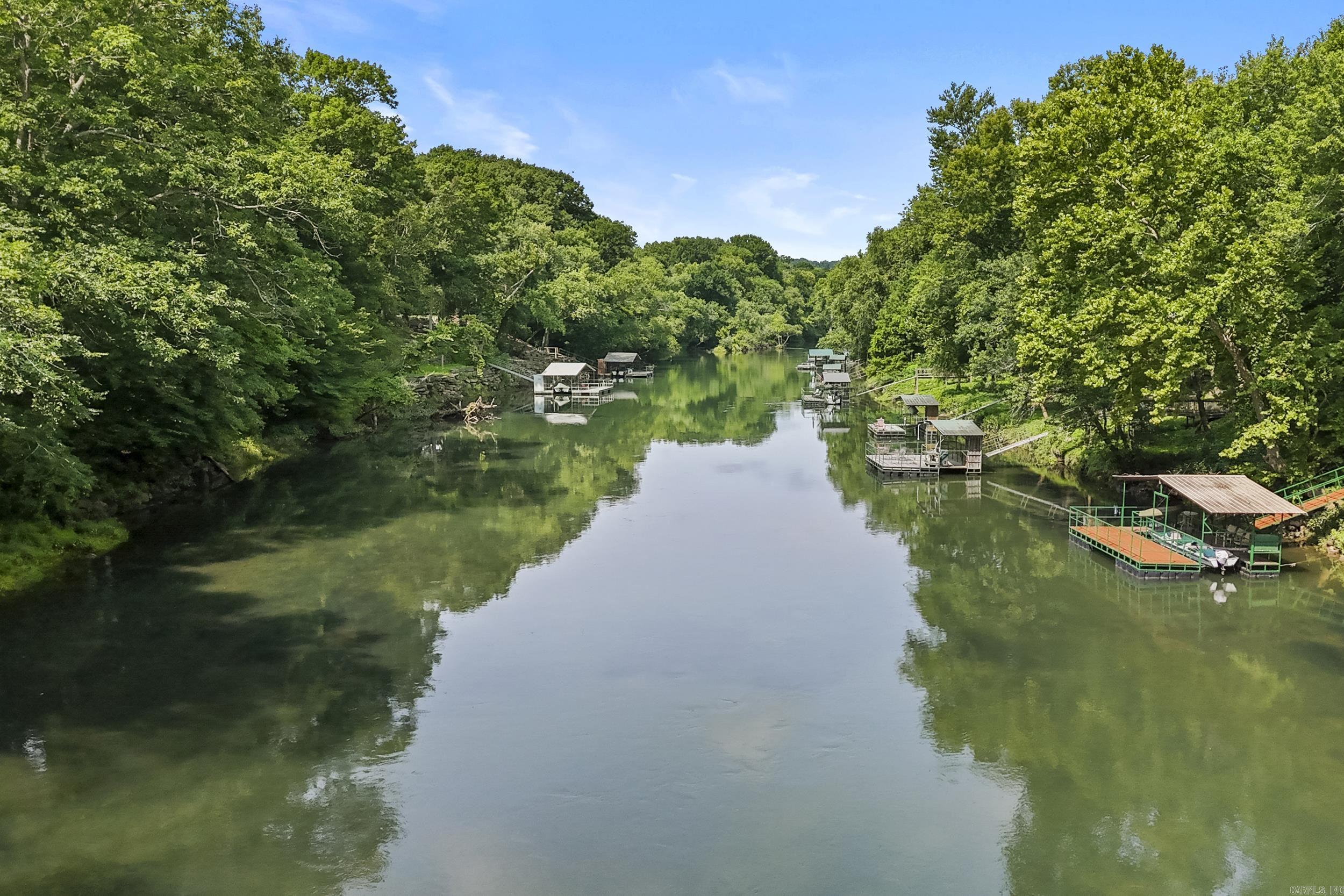 RAINTREE VALLEY - Residential