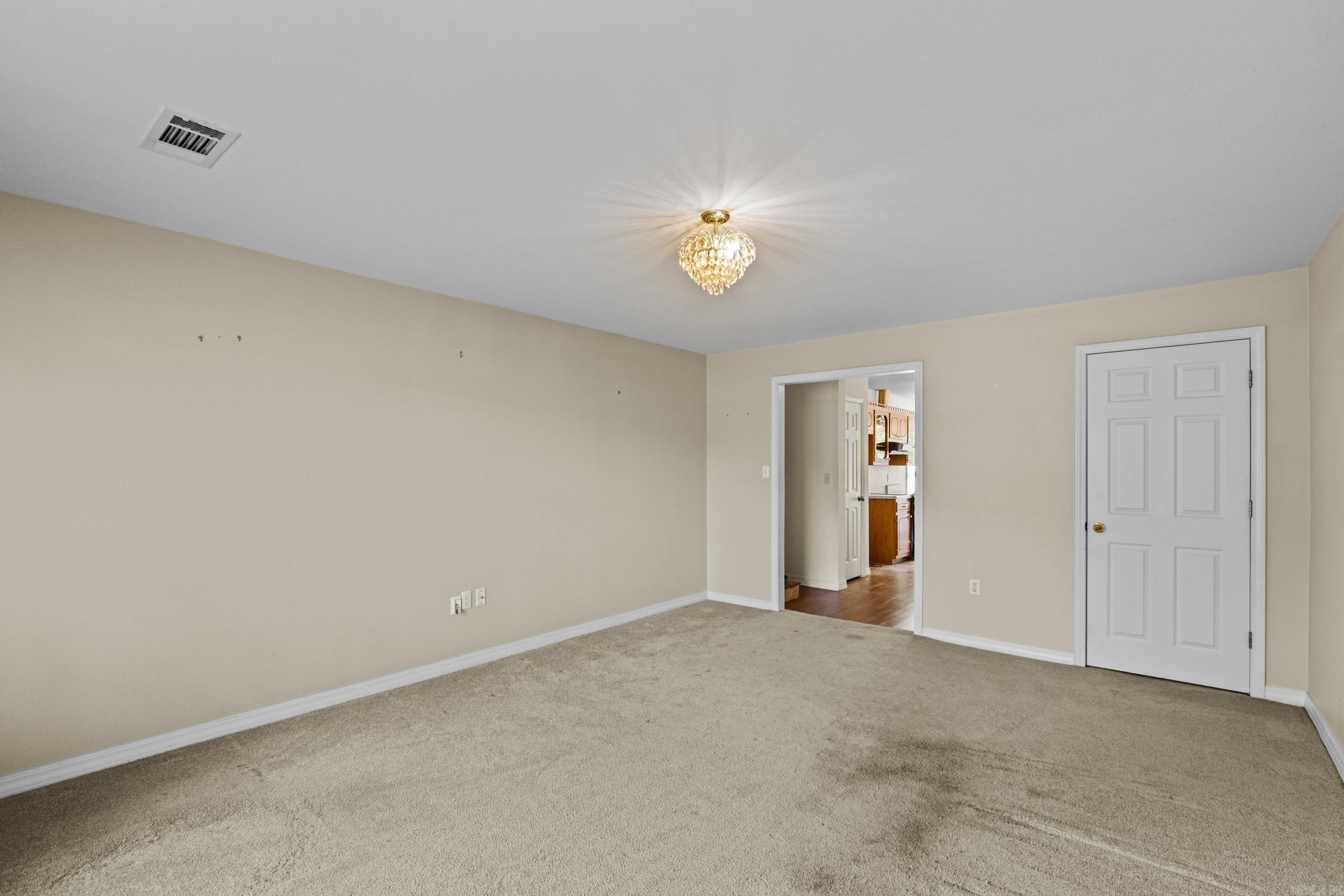 RAINTREE VALLEY - Residential