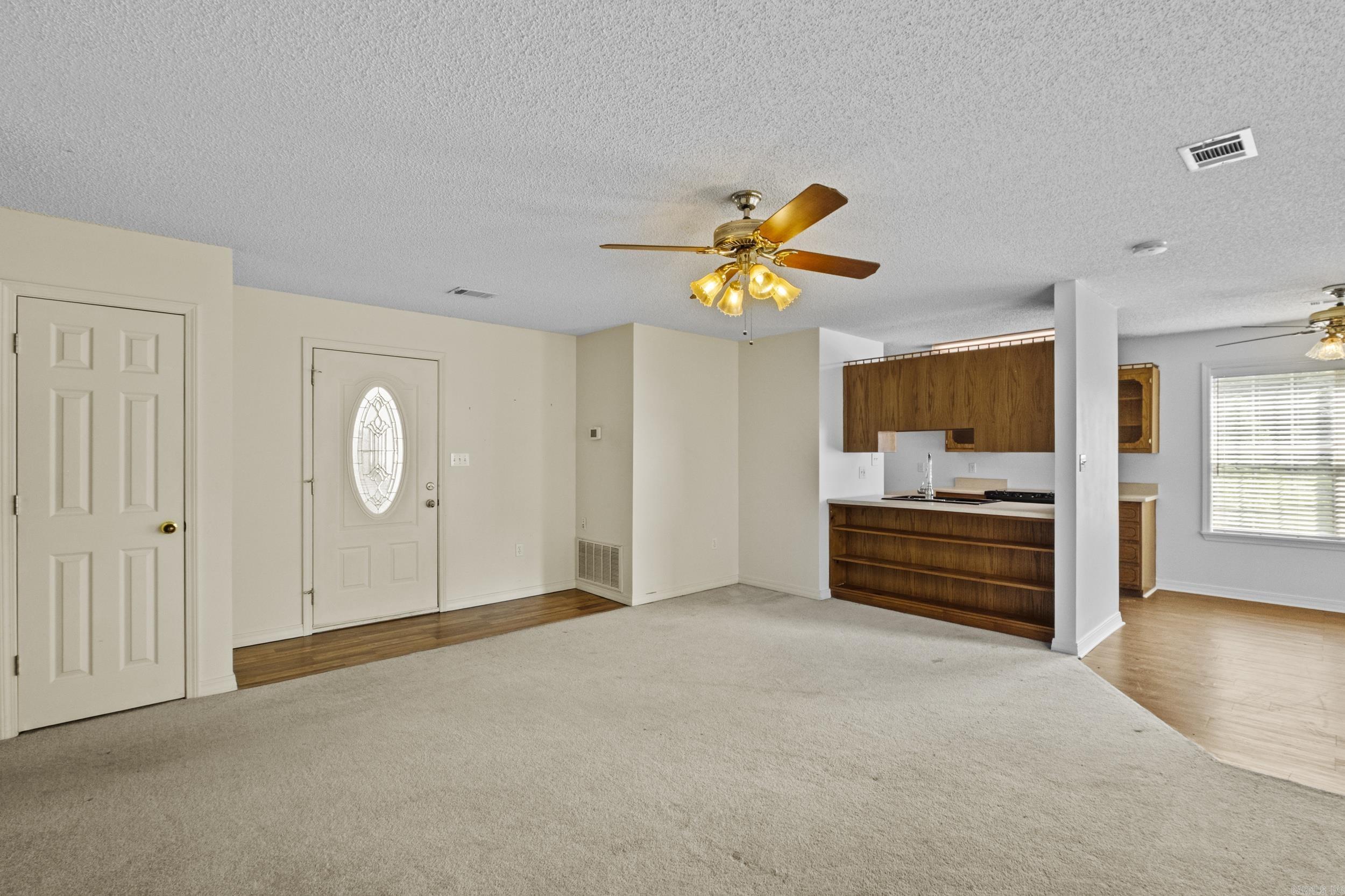 RAINTREE VALLEY - Residential