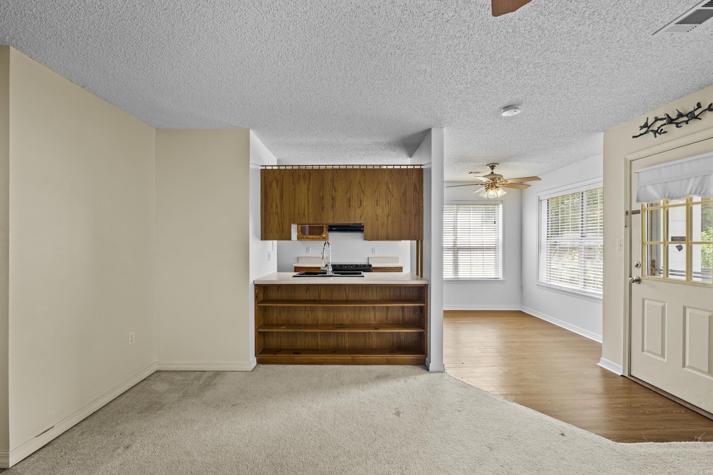 RAINTREE VALLEY - Residential