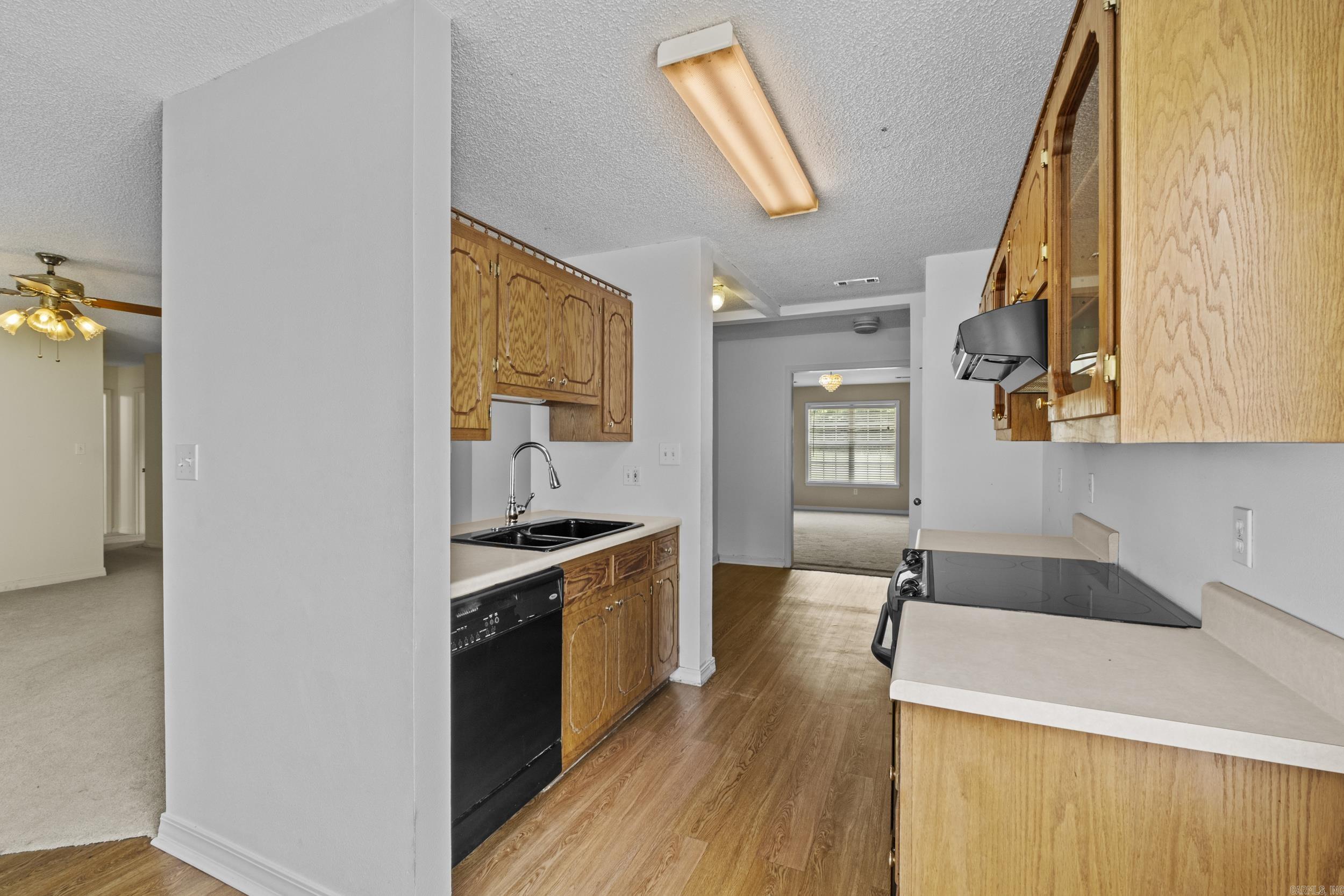 RAINTREE VALLEY - Residential