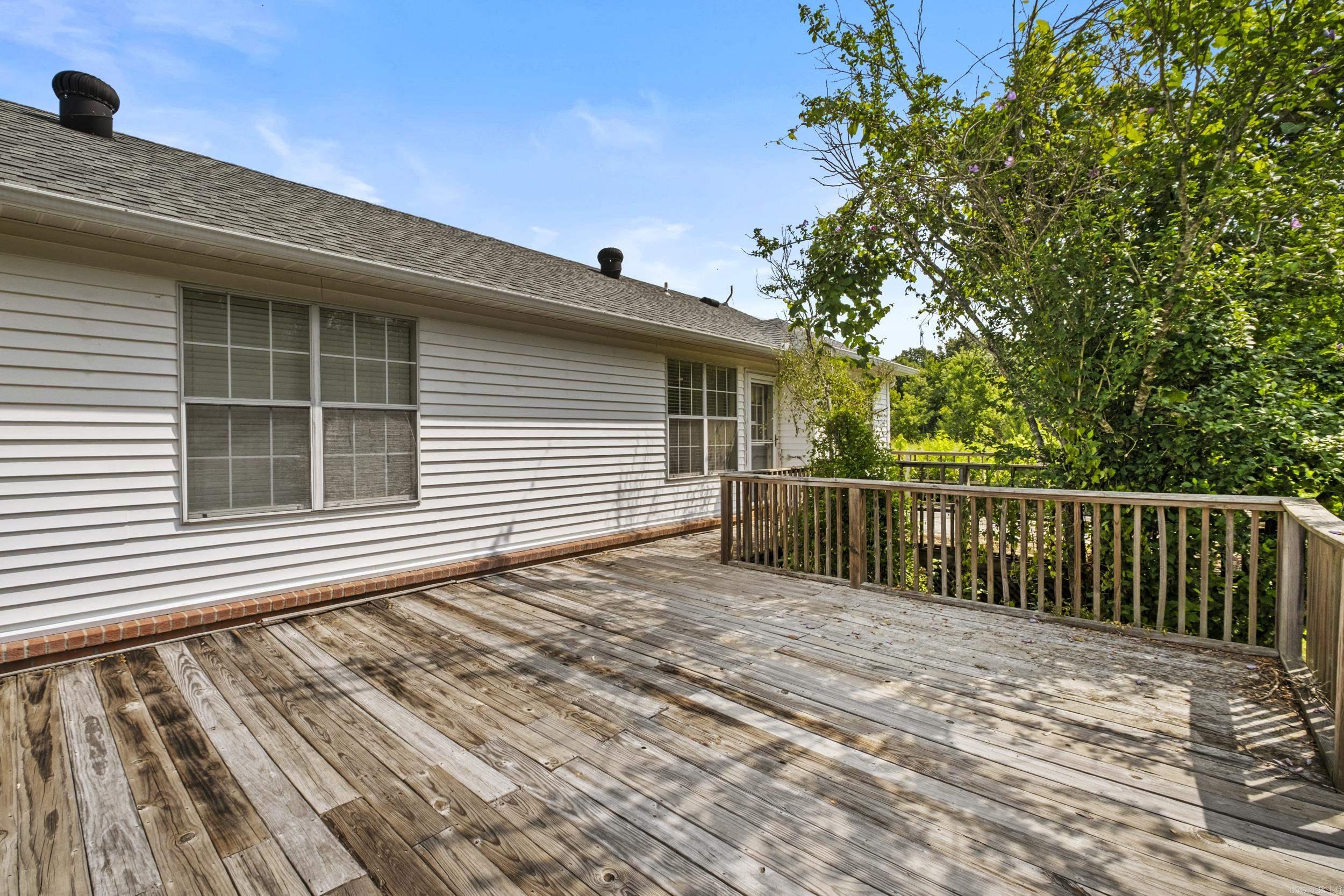 RAINTREE VALLEY - Residential