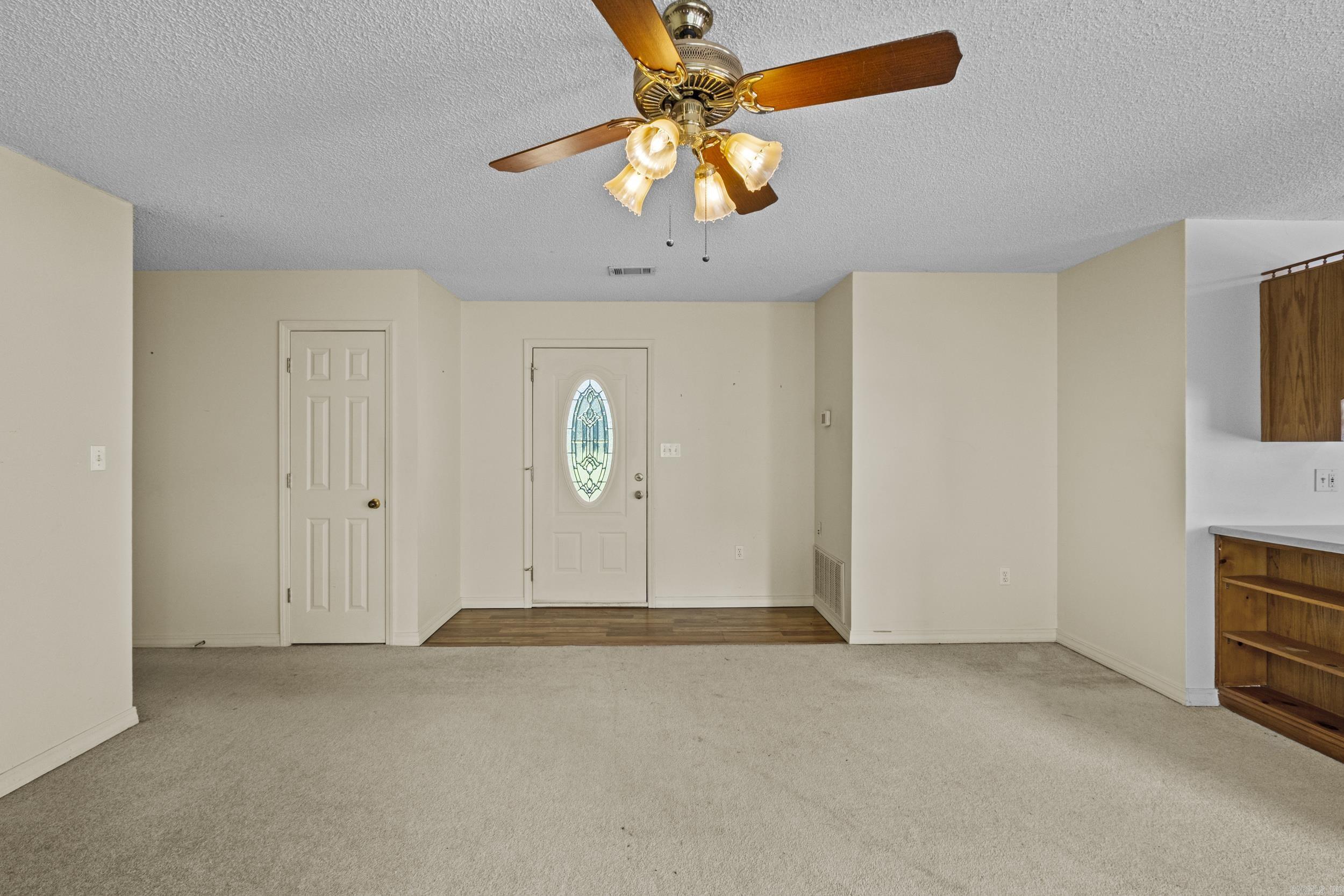RAINTREE VALLEY - Residential