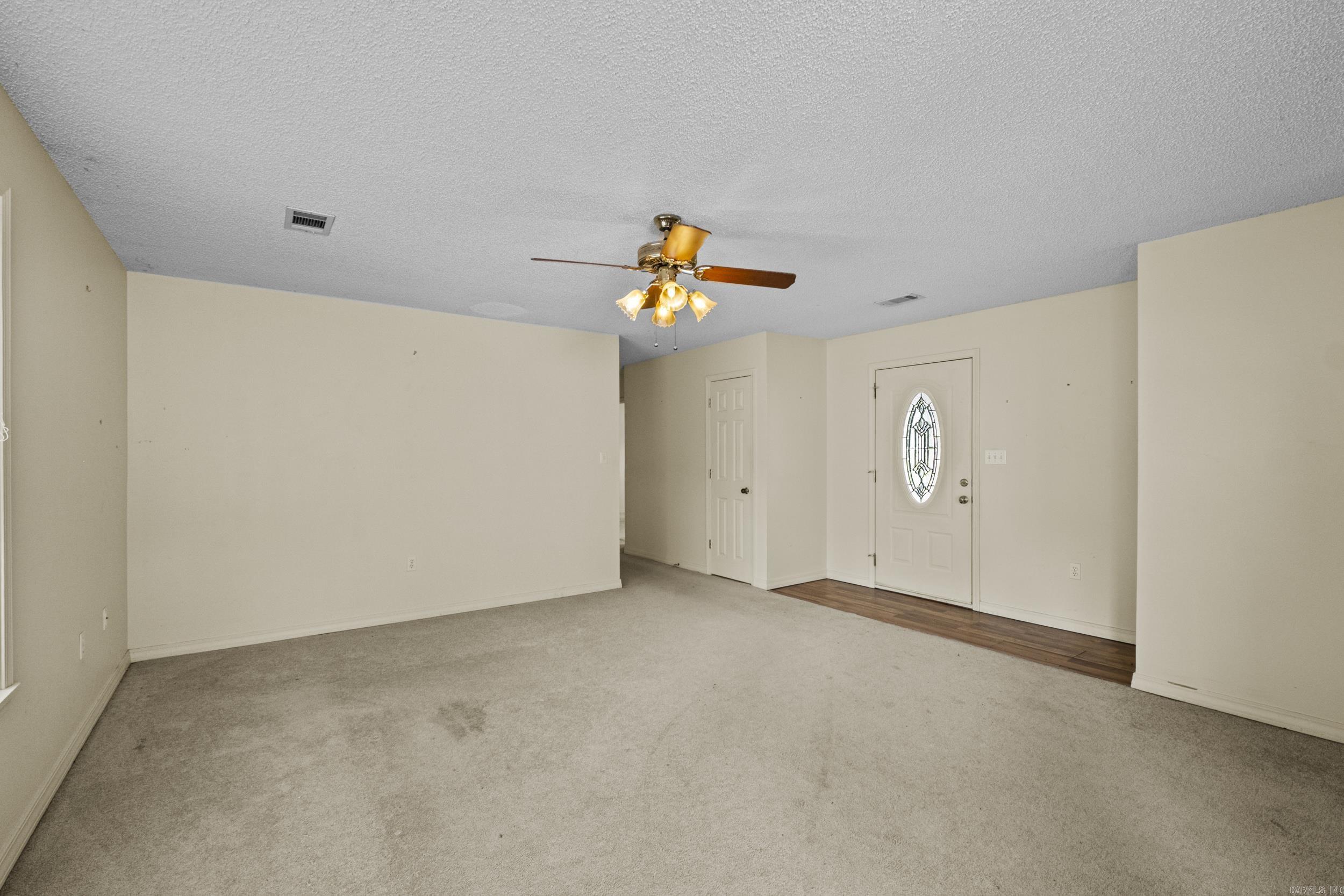 RAINTREE VALLEY - Residential