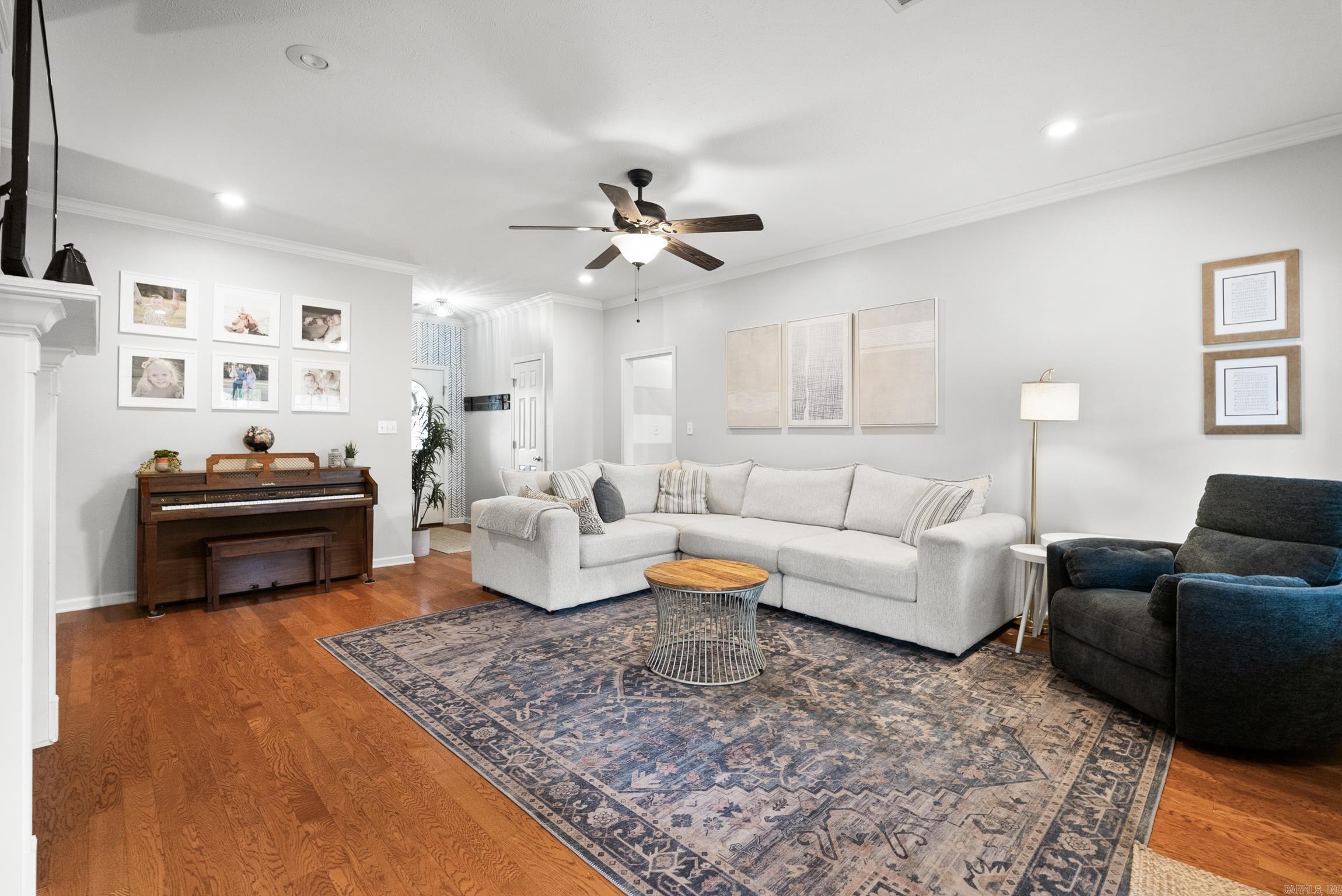 FREDERICK PLACE - Residential