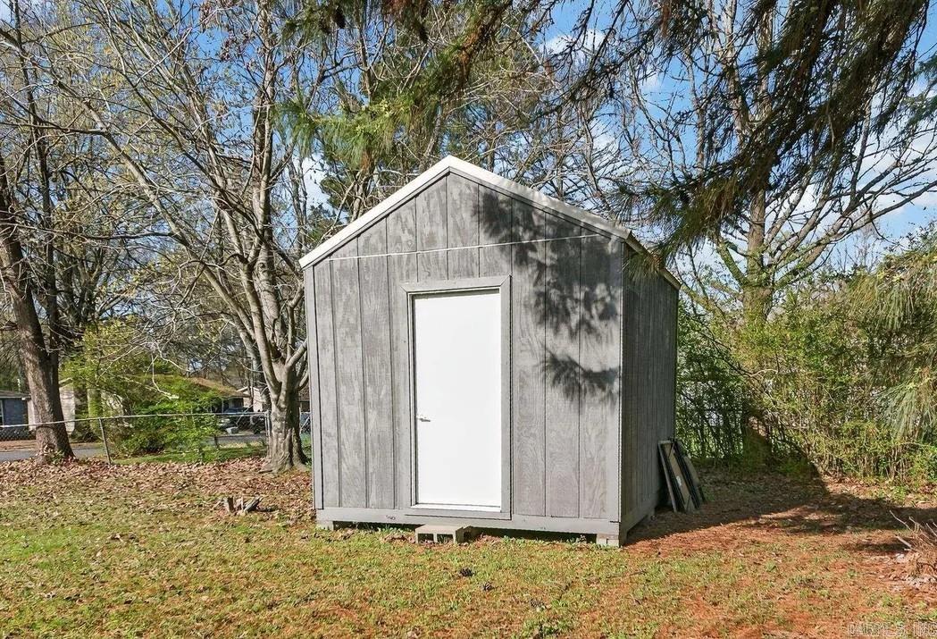 MEADOW LARK SUB - Residential