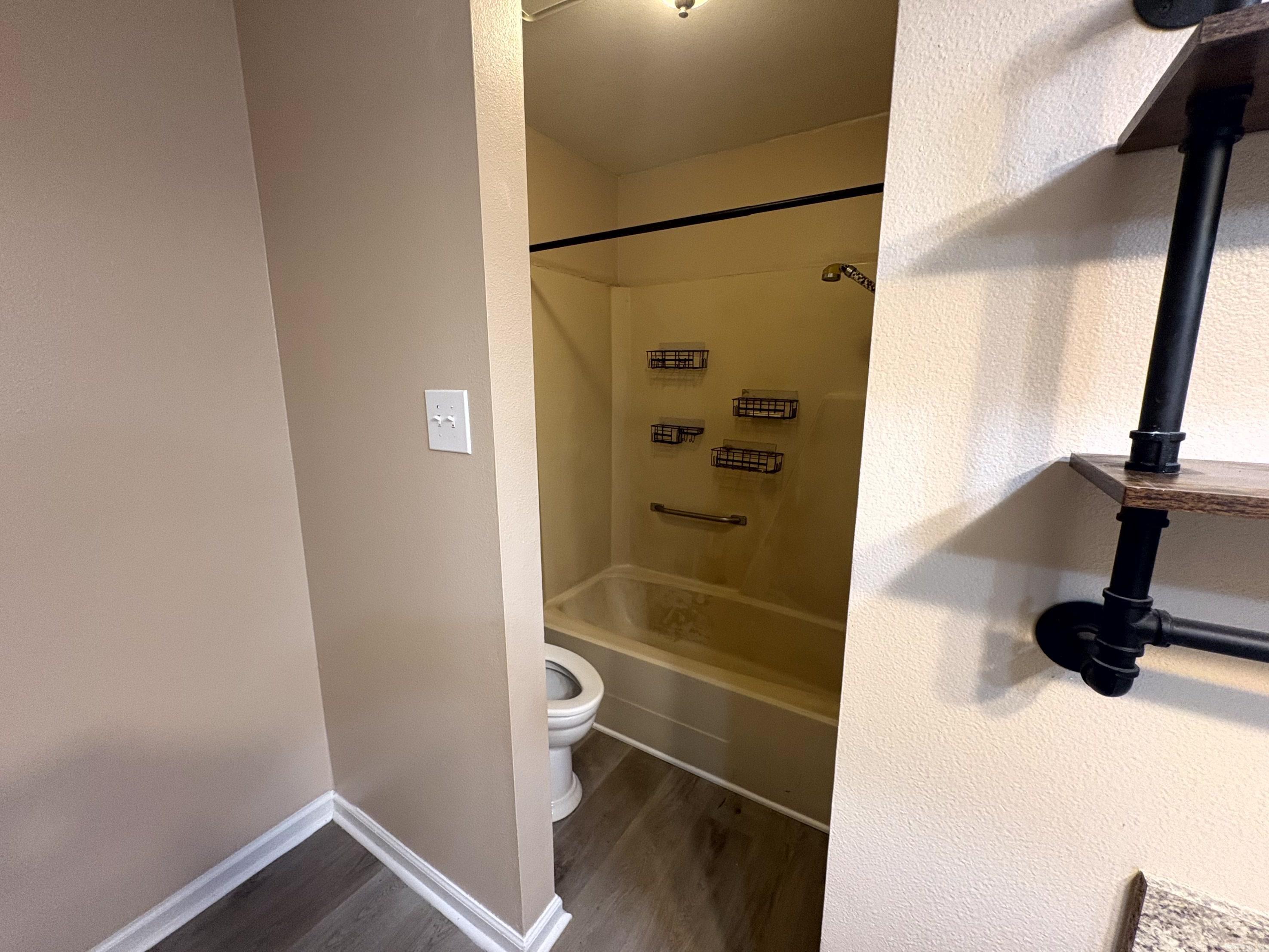 MEADOW LARK SUB - Residential